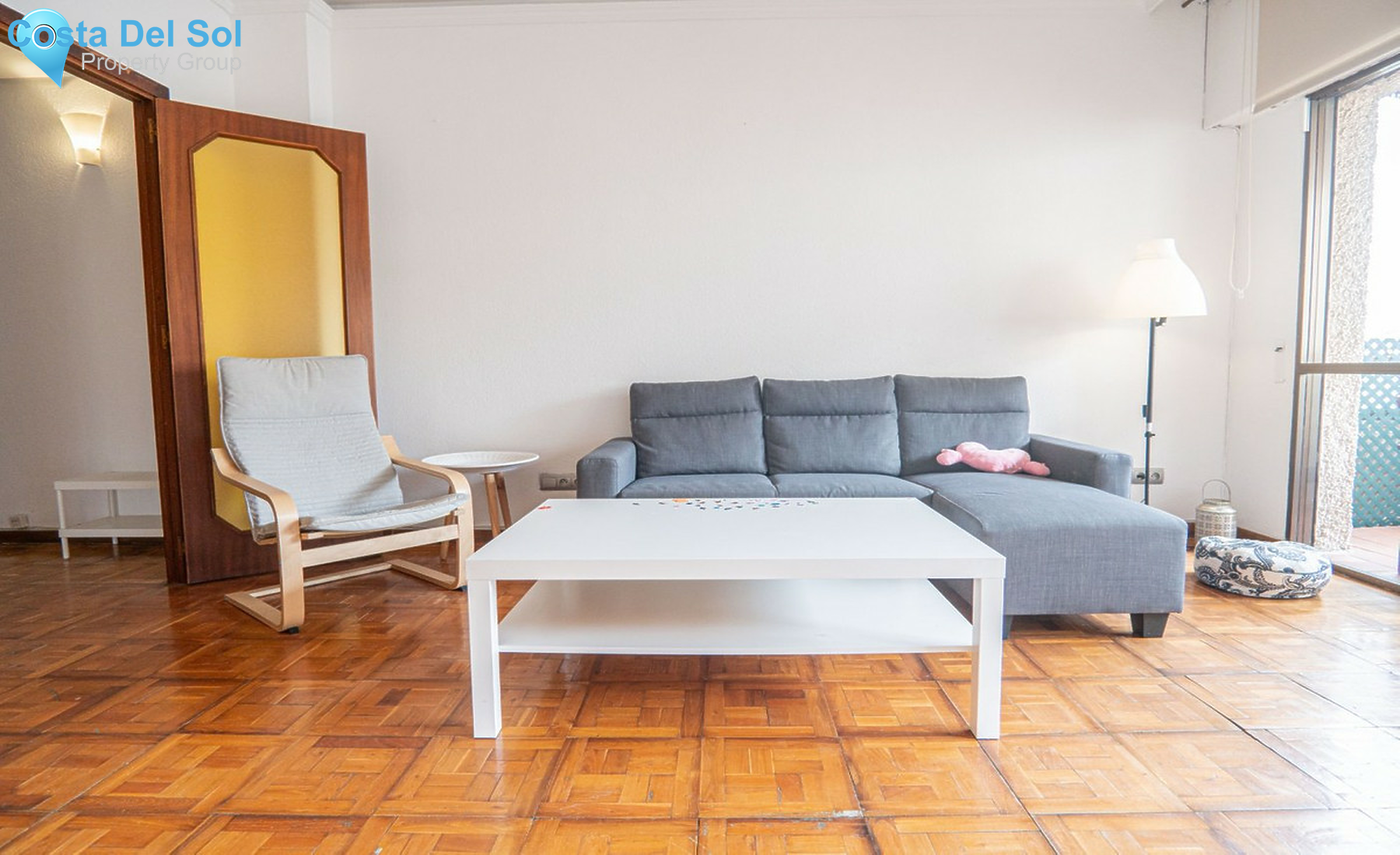 Middle Floor Apartment in Málaga-1453695