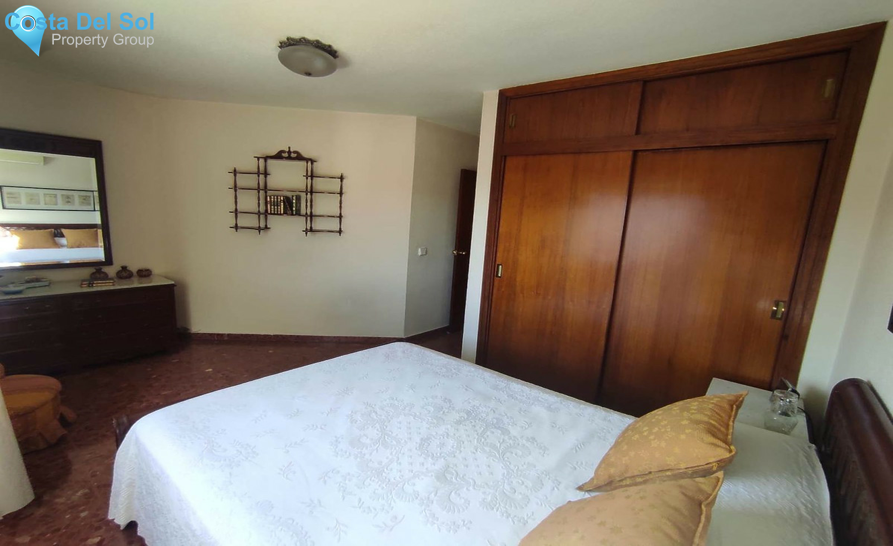 Middle Floor Apartment in Málaga-1504157