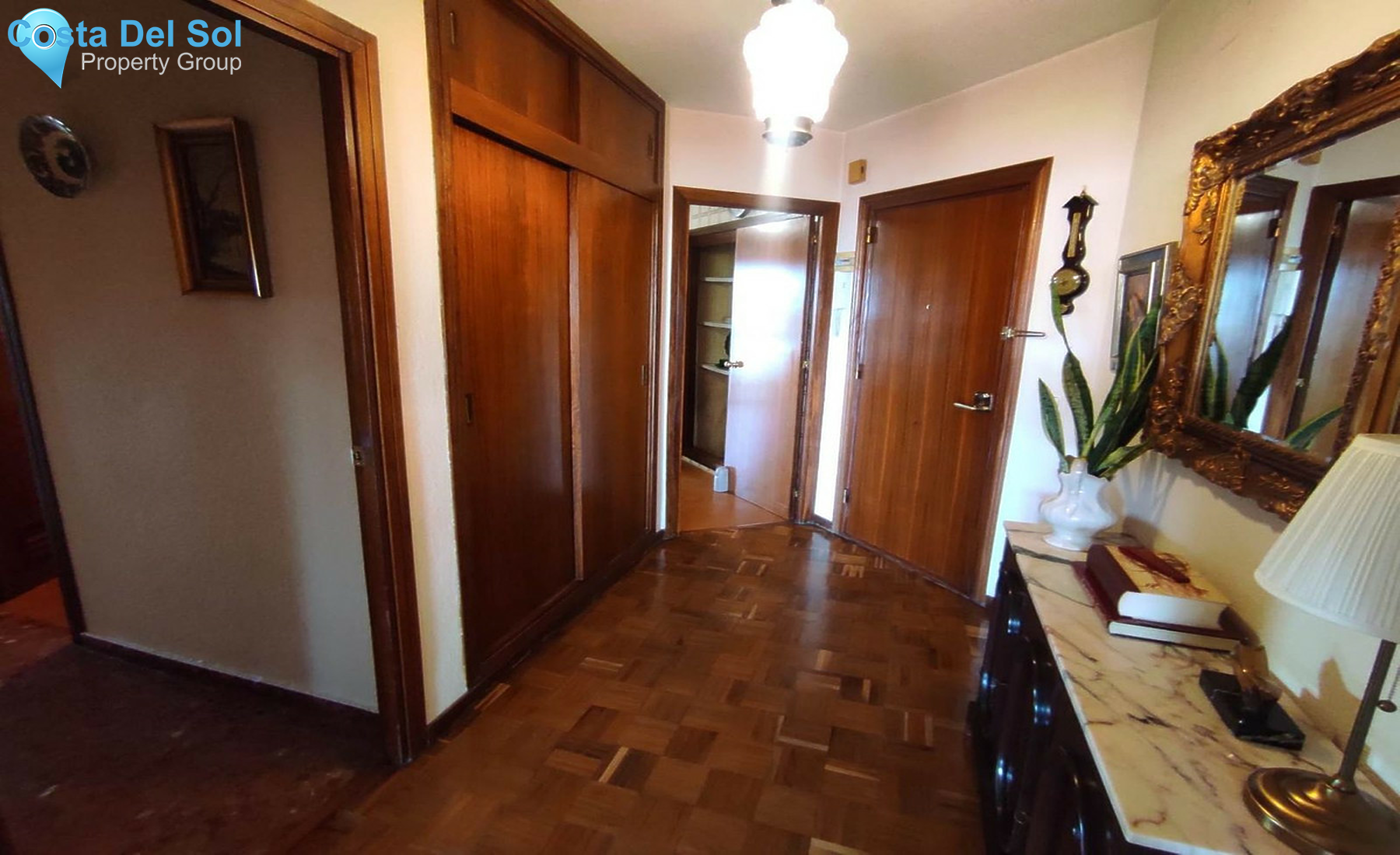 Middle Floor Apartment in Málaga-1504146