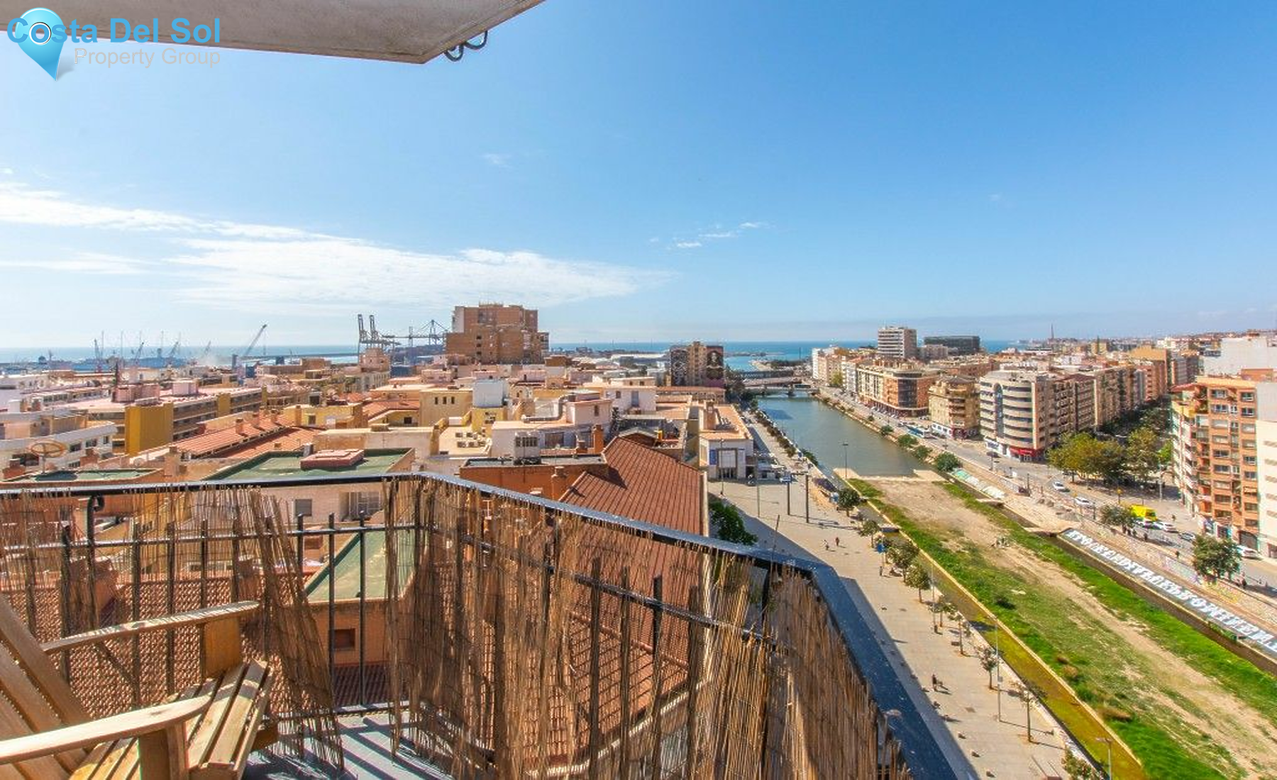 Middle Floor Apartment in Málaga-1128294