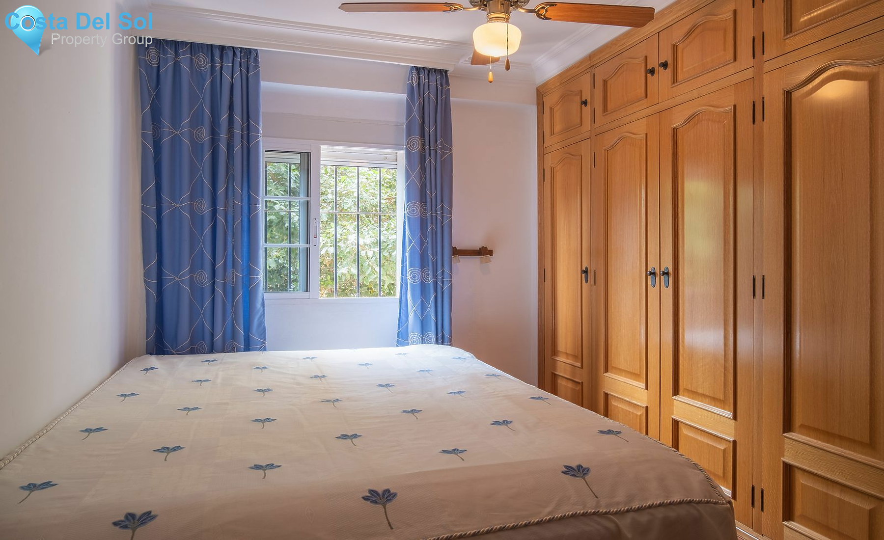 Middle Floor Apartment in Málaga-1130174