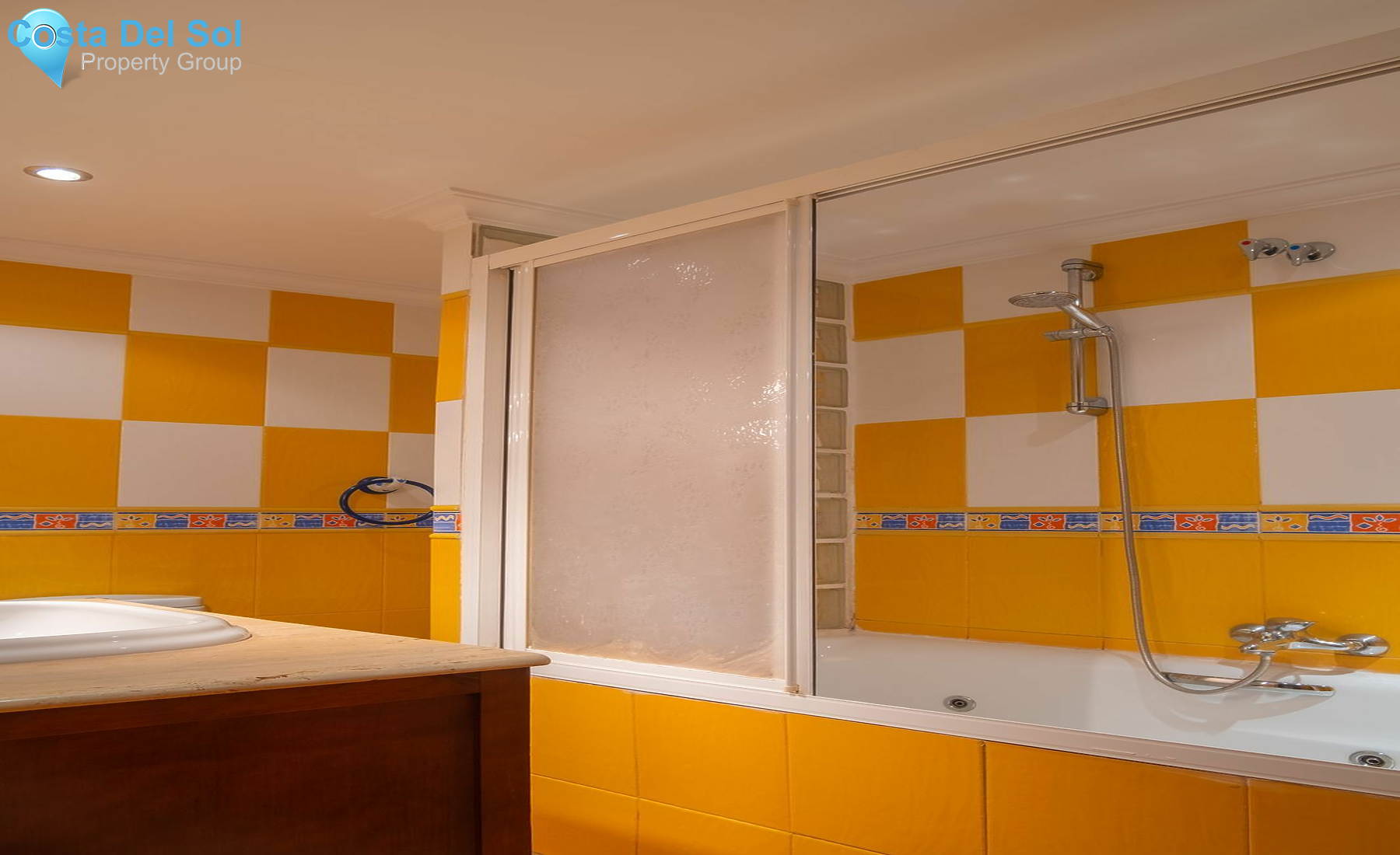 Middle Floor Apartment in Málaga-1130162