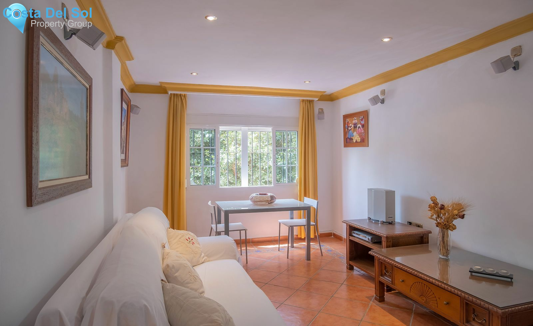 Middle Floor Apartment in Málaga-1130163