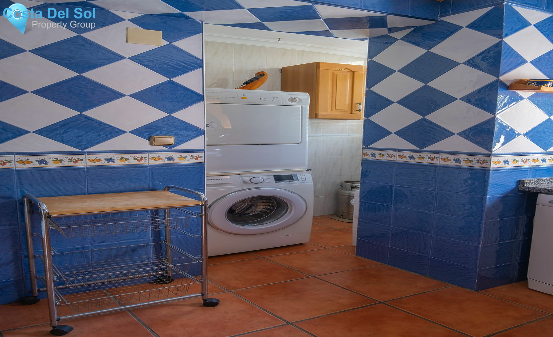 Middle Floor Apartment in Málaga-1130167