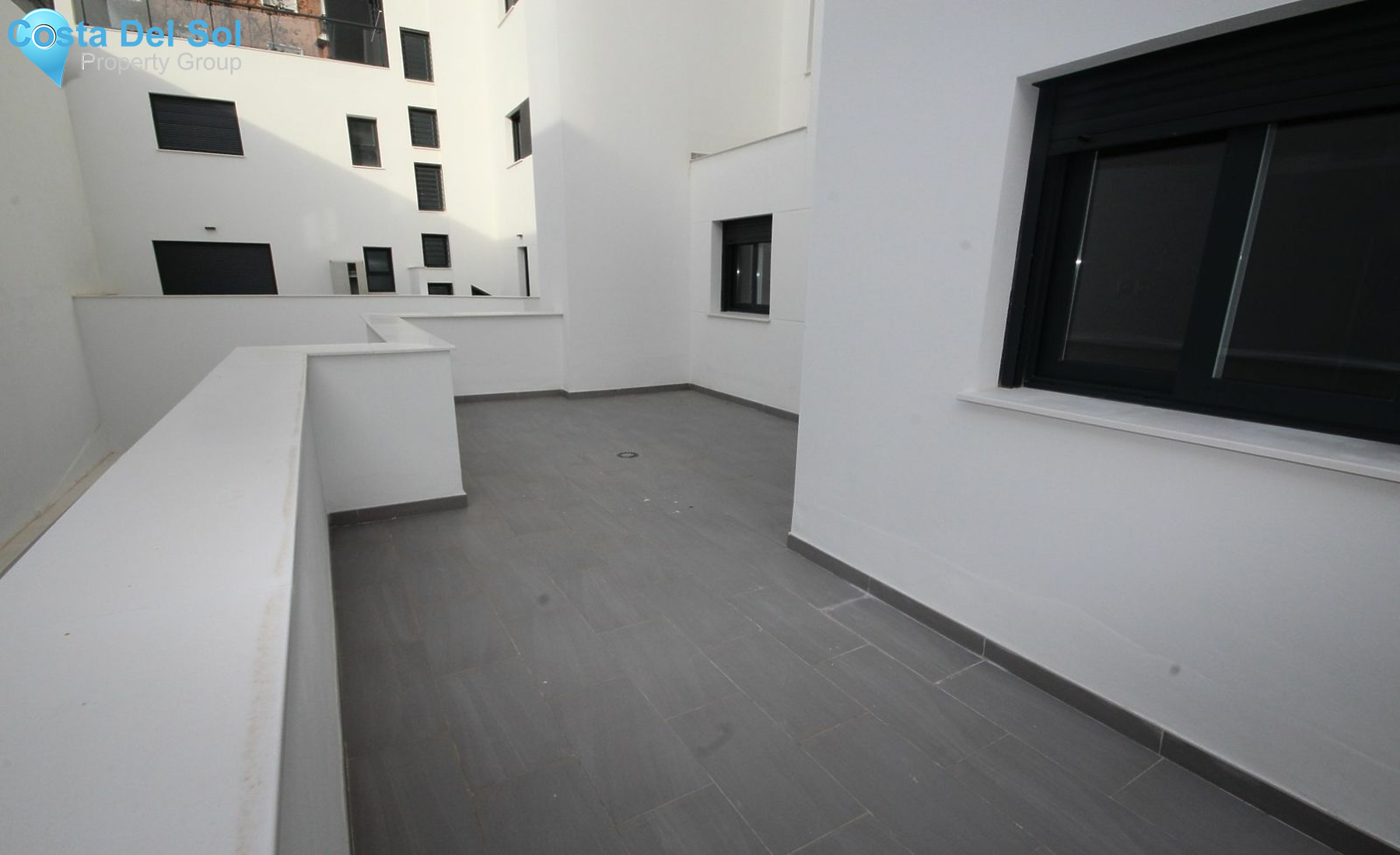 Middle Floor Apartment in Málaga-1157417