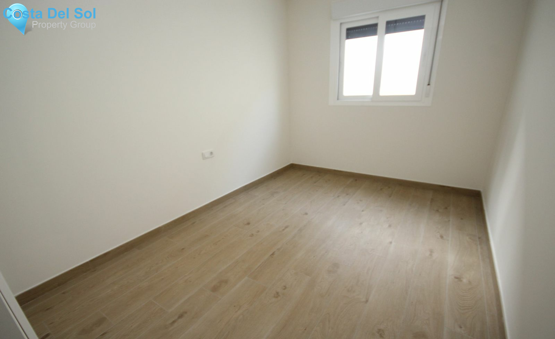 Middle Floor Apartment in Málaga-1157421