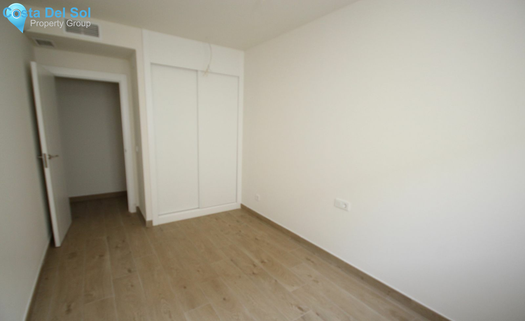 Middle Floor Apartment in Málaga-1157424