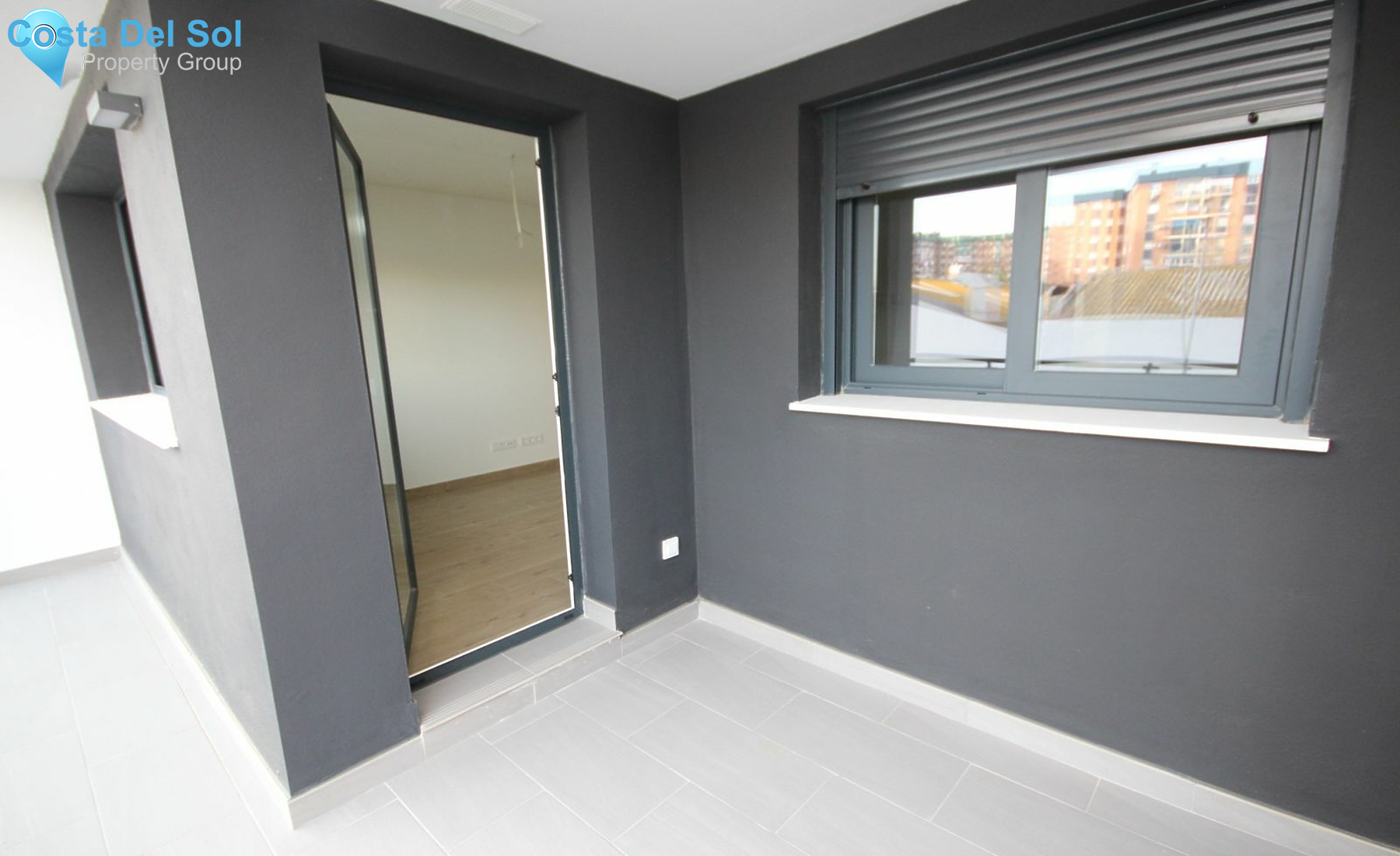Middle Floor Apartment in Málaga-1157411