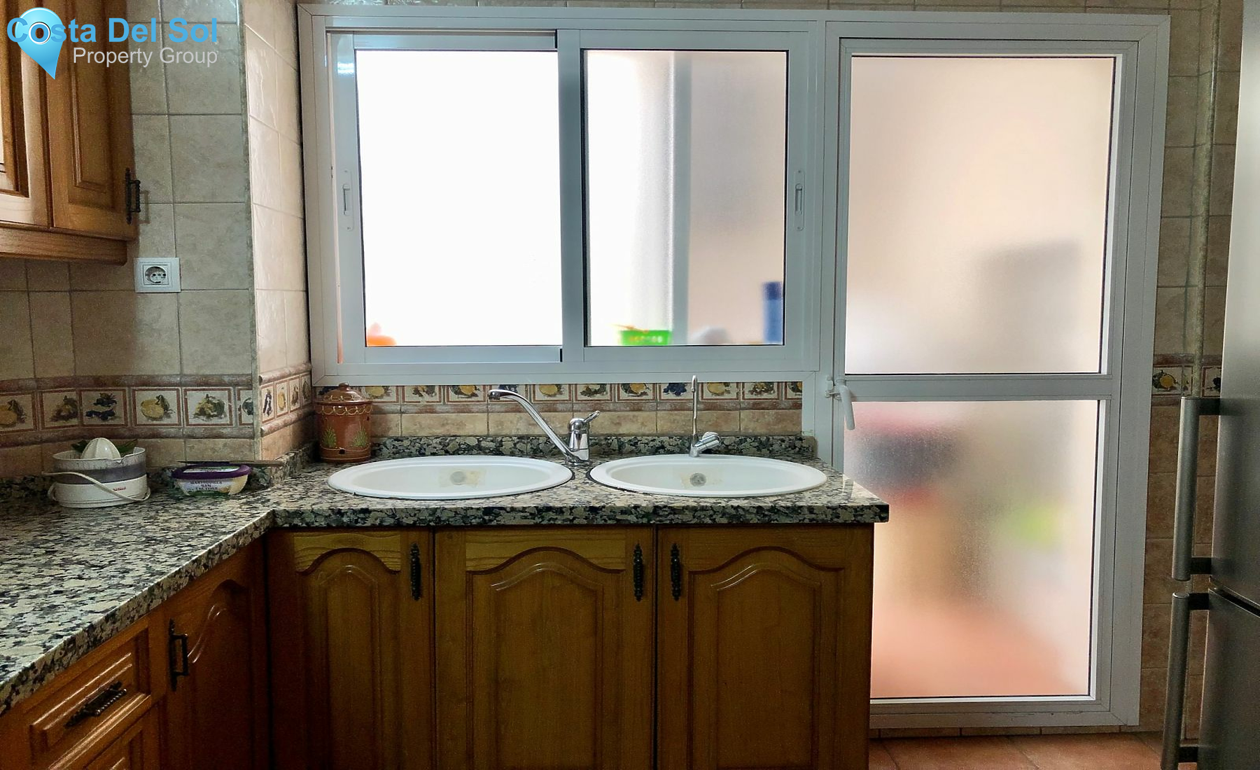 Middle Floor Apartment in Málaga-1211544