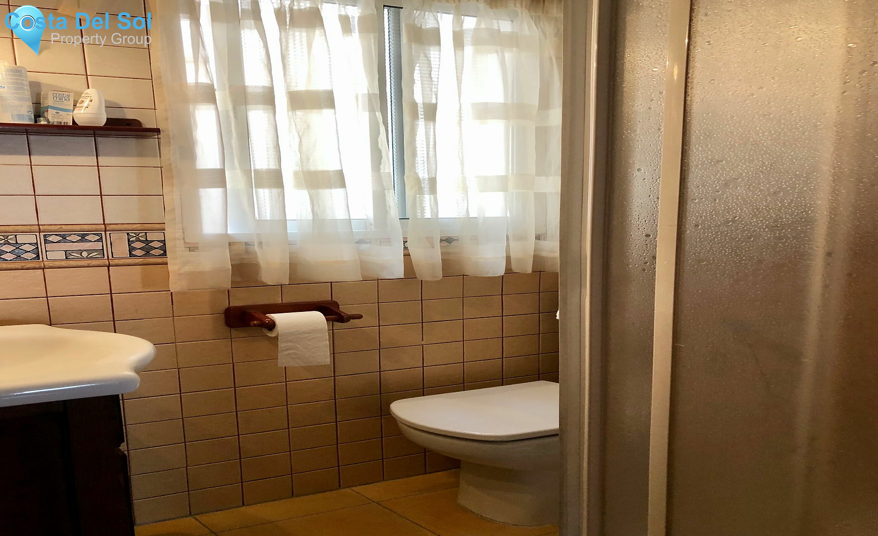 Middle Floor Apartment in Málaga-1211546