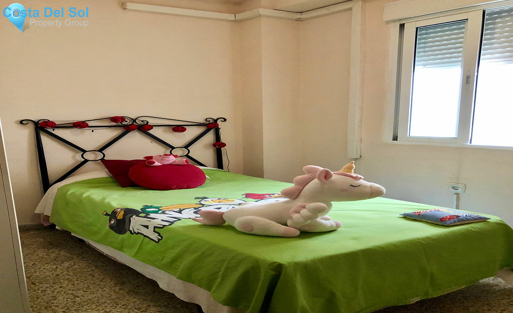 Middle Floor Apartment in Málaga-1211547