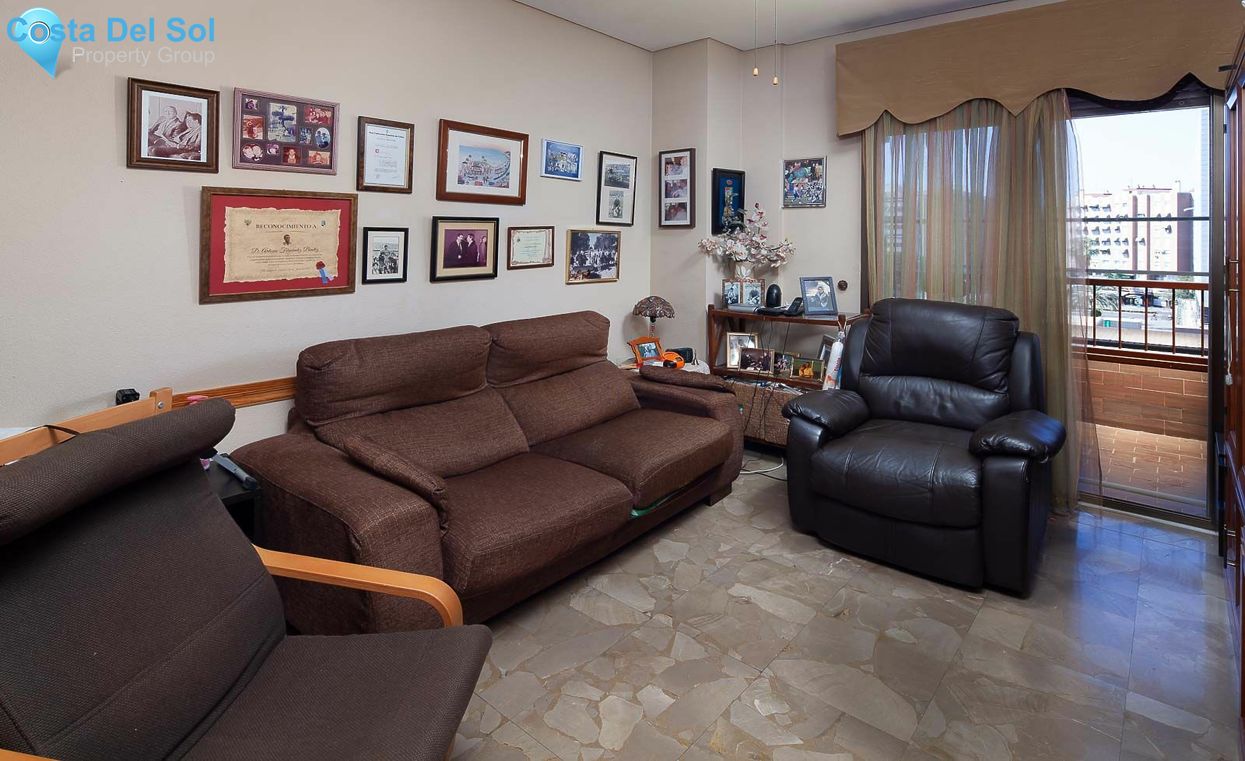 Middle Floor Apartment in Málaga-1386113