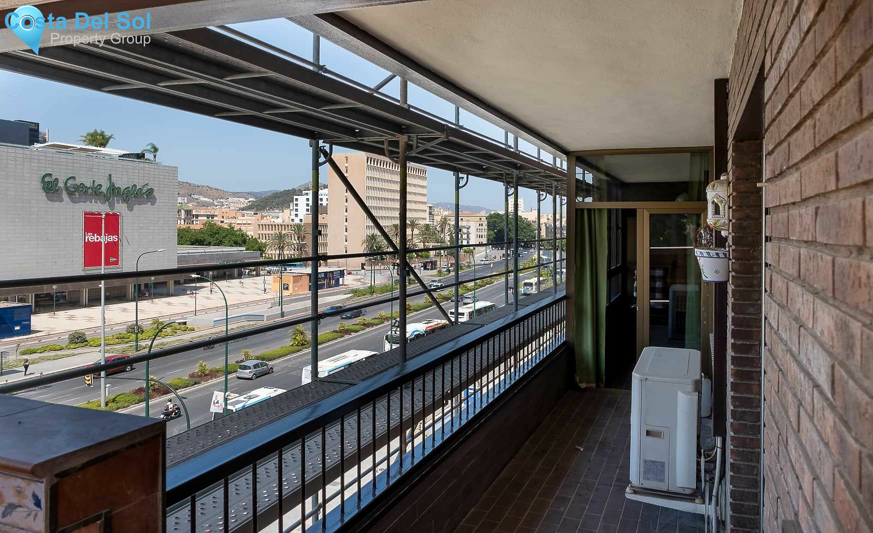 Middle Floor Apartment in Málaga-1386117
