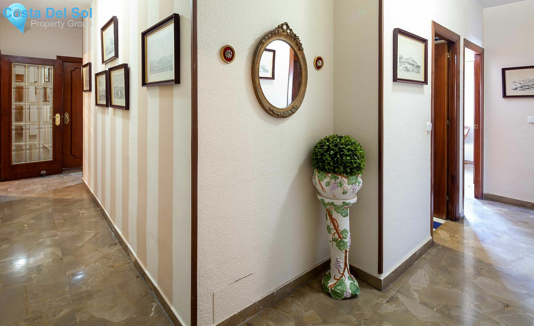 Middle Floor Apartment in Málaga-1386108