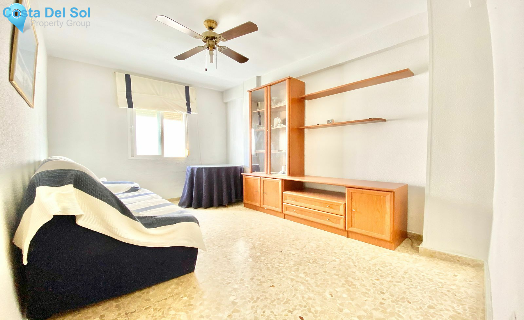 Middle Floor Apartment in Málaga-1468991