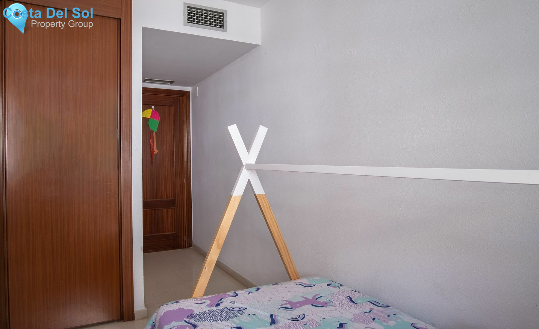 Middle Floor Apartment in Málaga-1471042