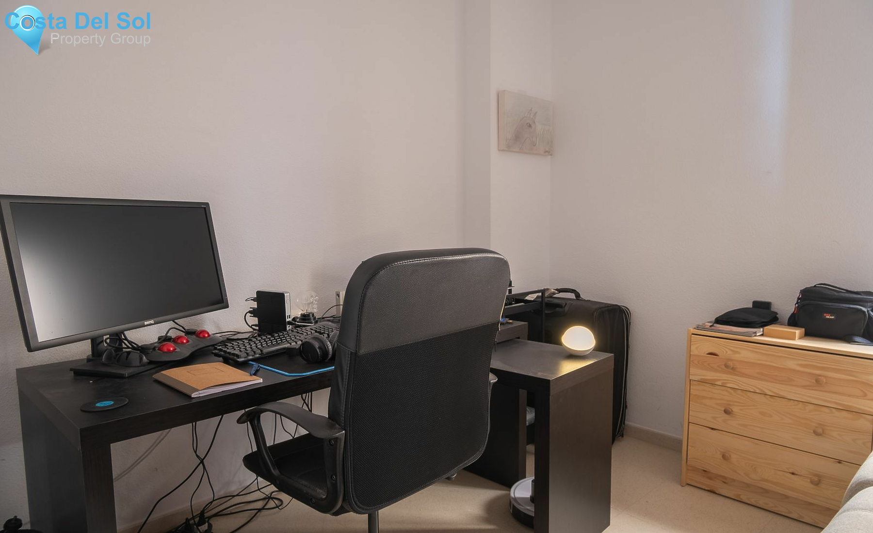 Middle Floor Apartment in Málaga-1471044