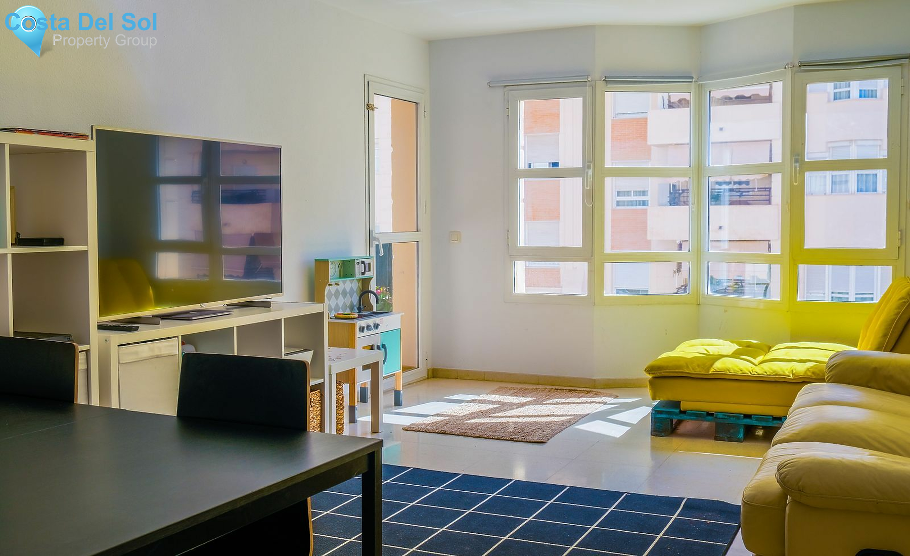 Middle Floor Apartment in Málaga-1471035