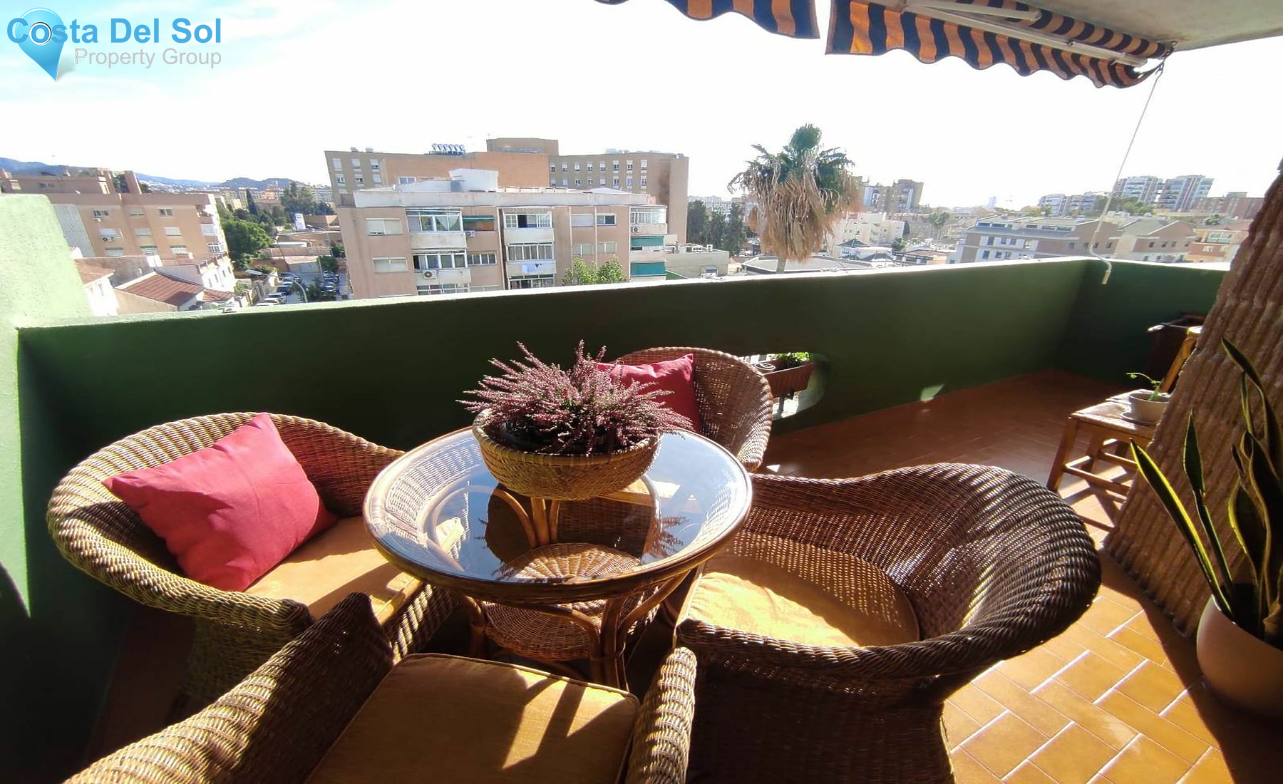 Middle Floor Apartment in Málaga