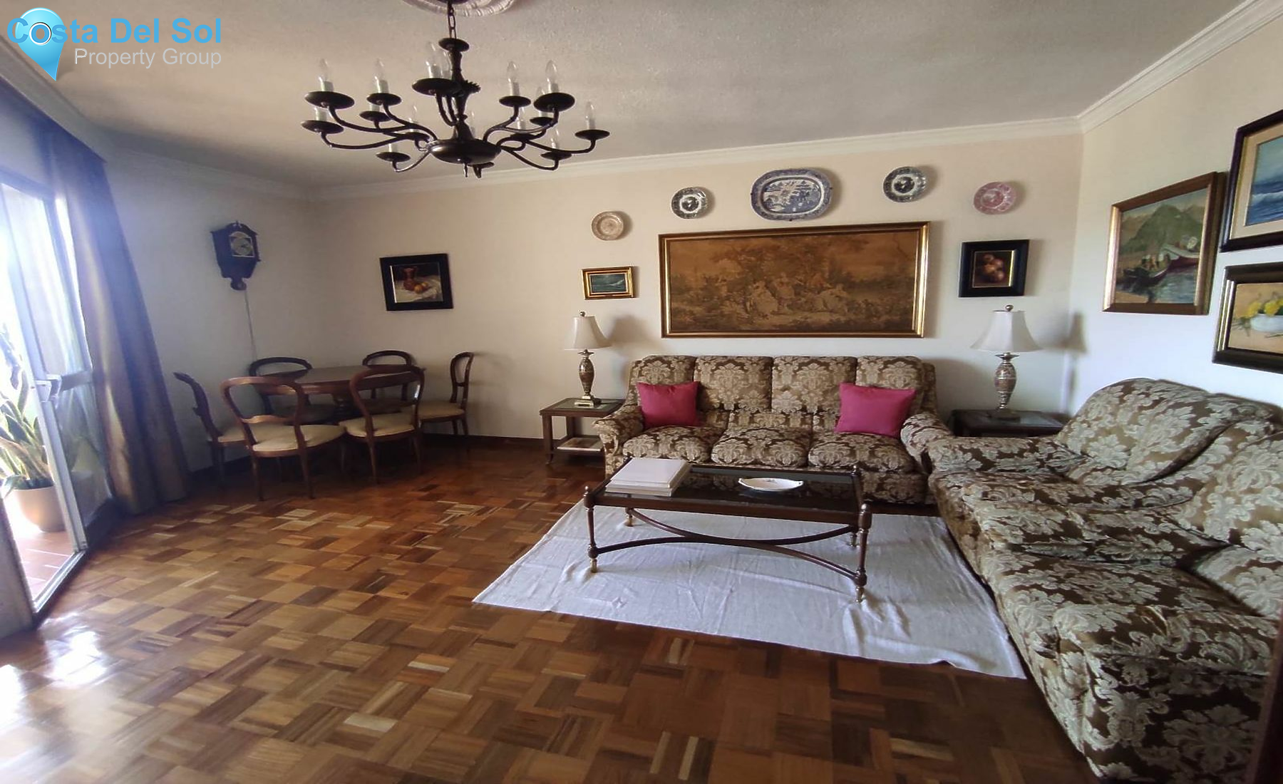 Middle Floor Apartment in Málaga-1552074