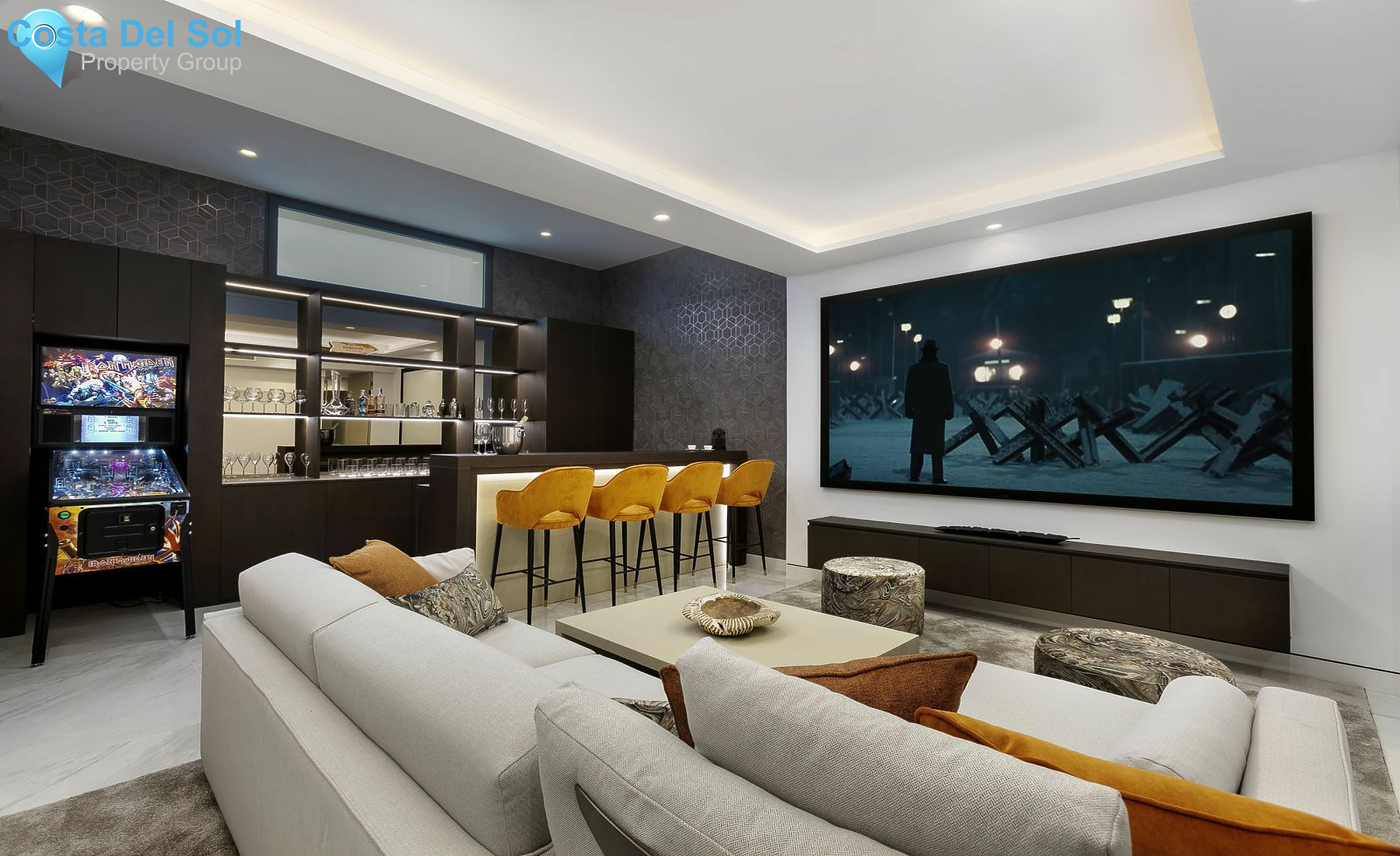 Middle Floor Apartment in New Golden Mile-1138426