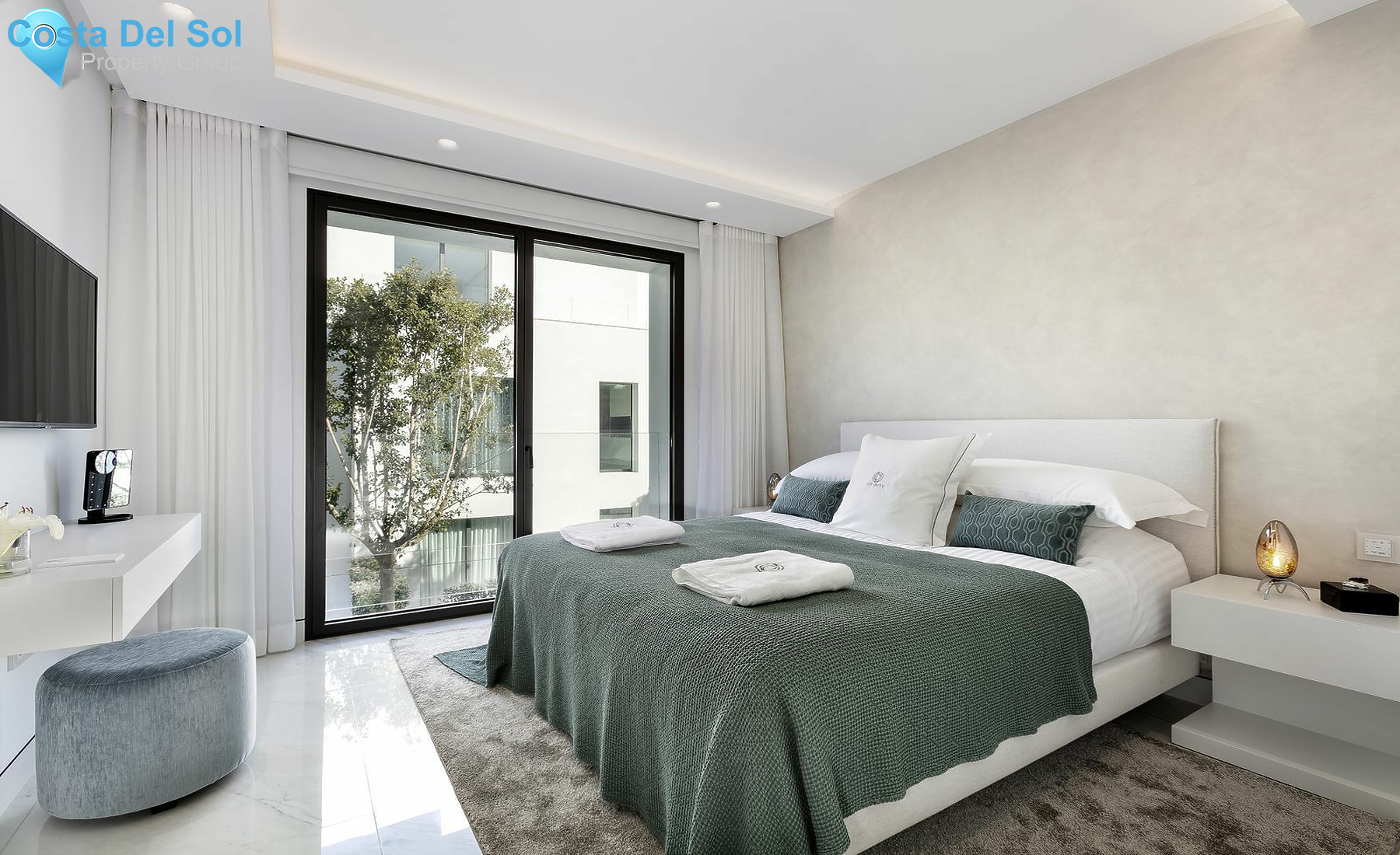 Middle Floor Apartment in New Golden Mile-1138428