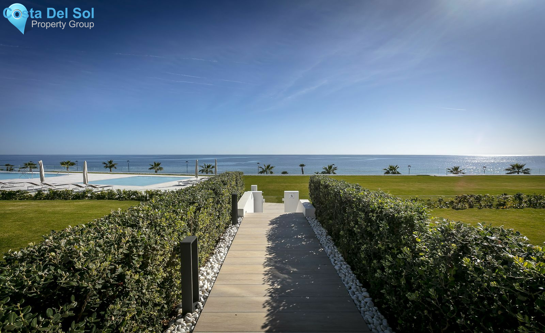 Middle Floor Apartment in New Golden Mile-1138430