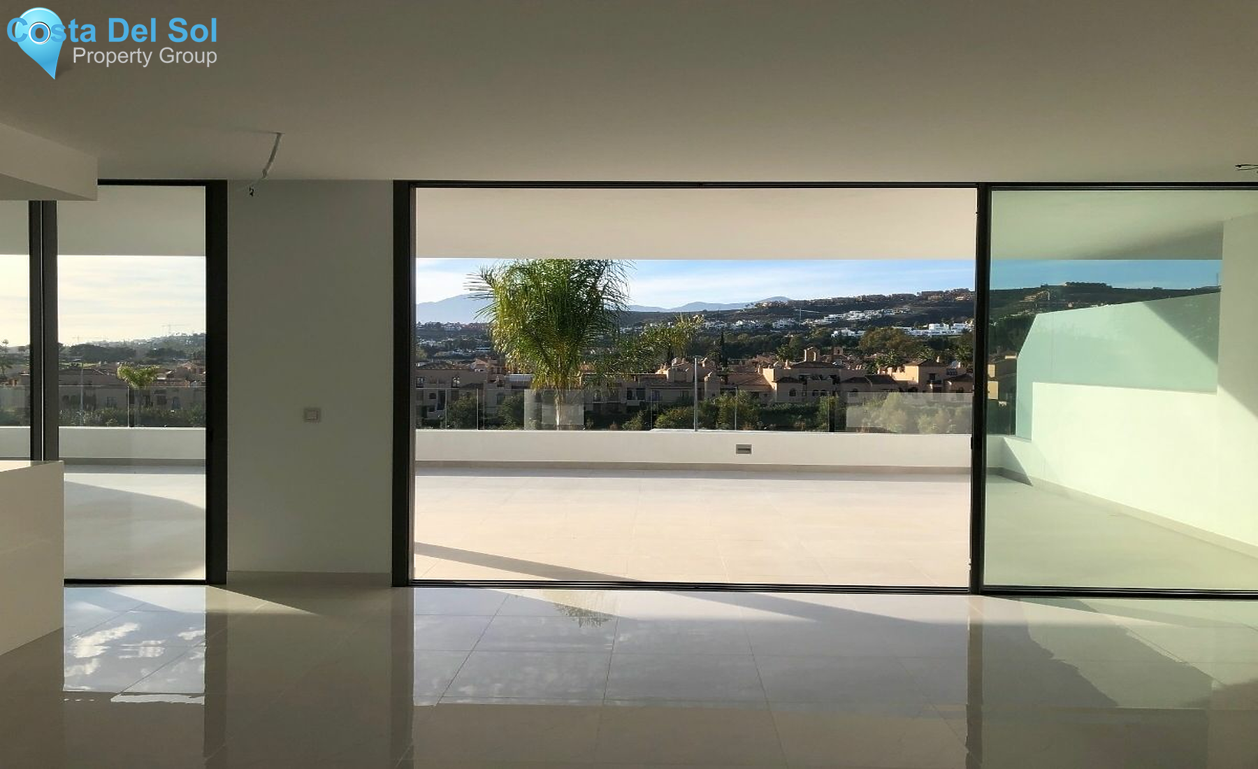 Middle Floor Apartment in Estepona-1185220