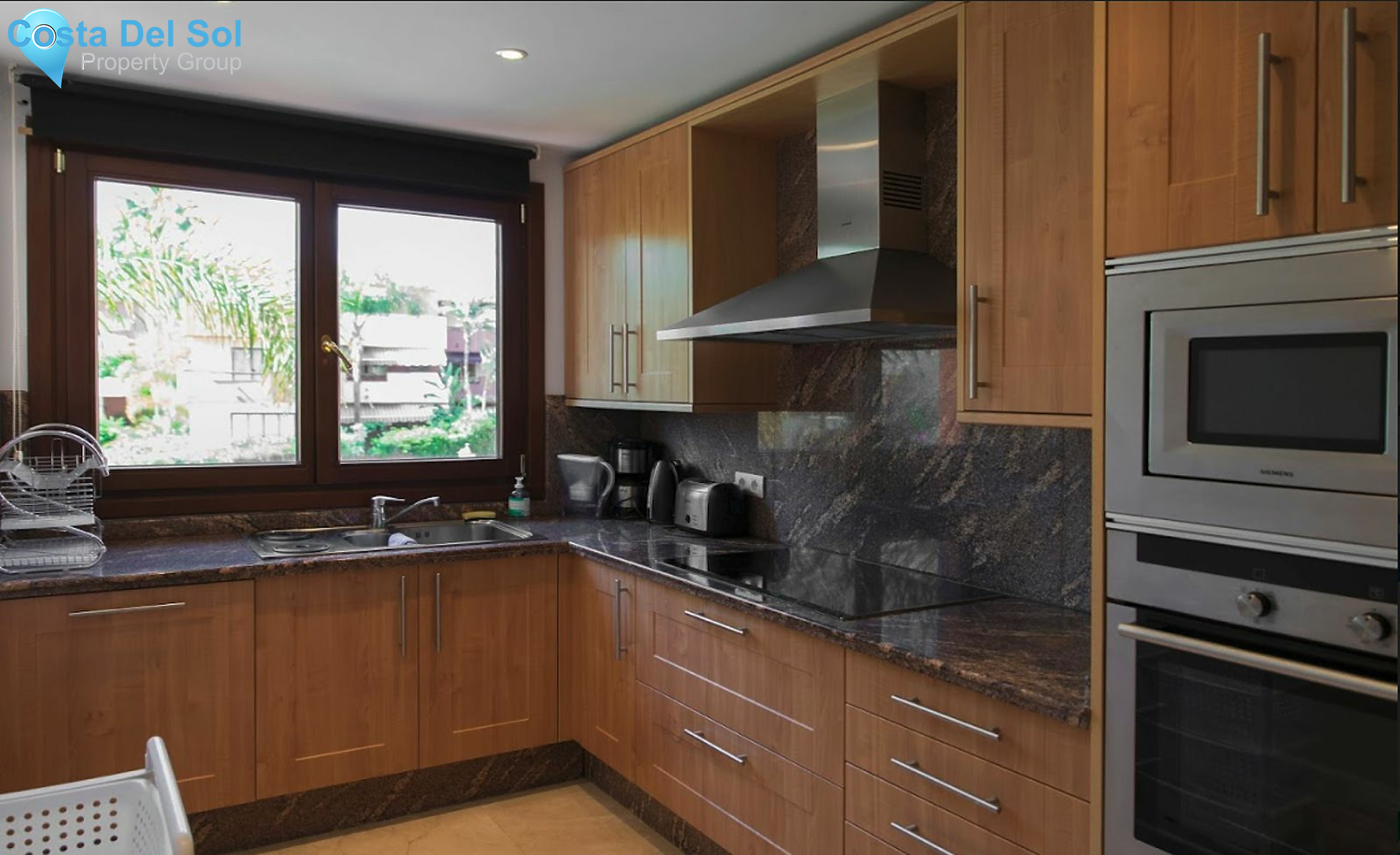 Middle Floor Apartment in New Golden Mile-1498248