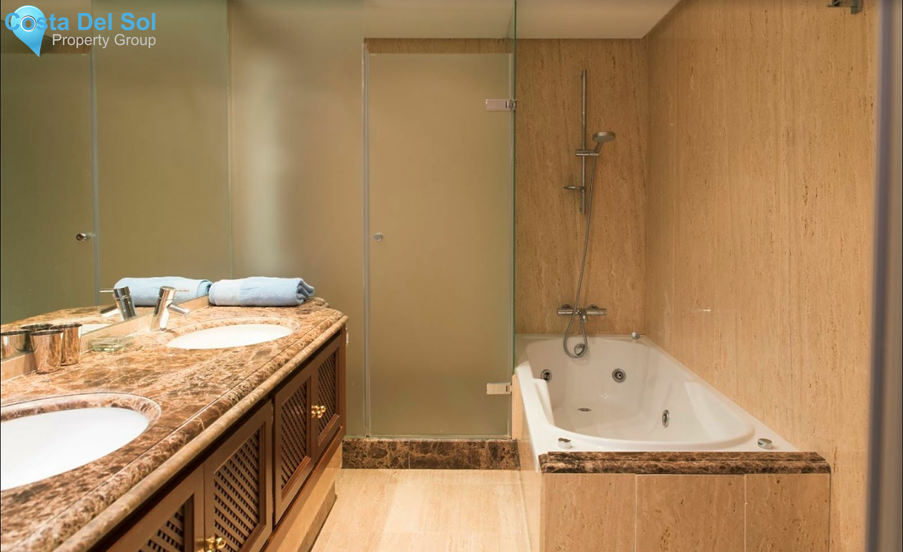 Middle Floor Apartment in New Golden Mile-1498251