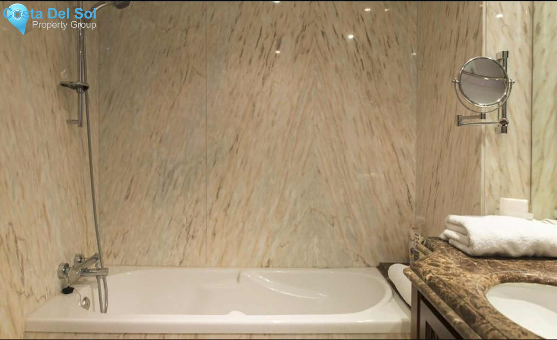 Middle Floor Apartment in New Golden Mile-1498254