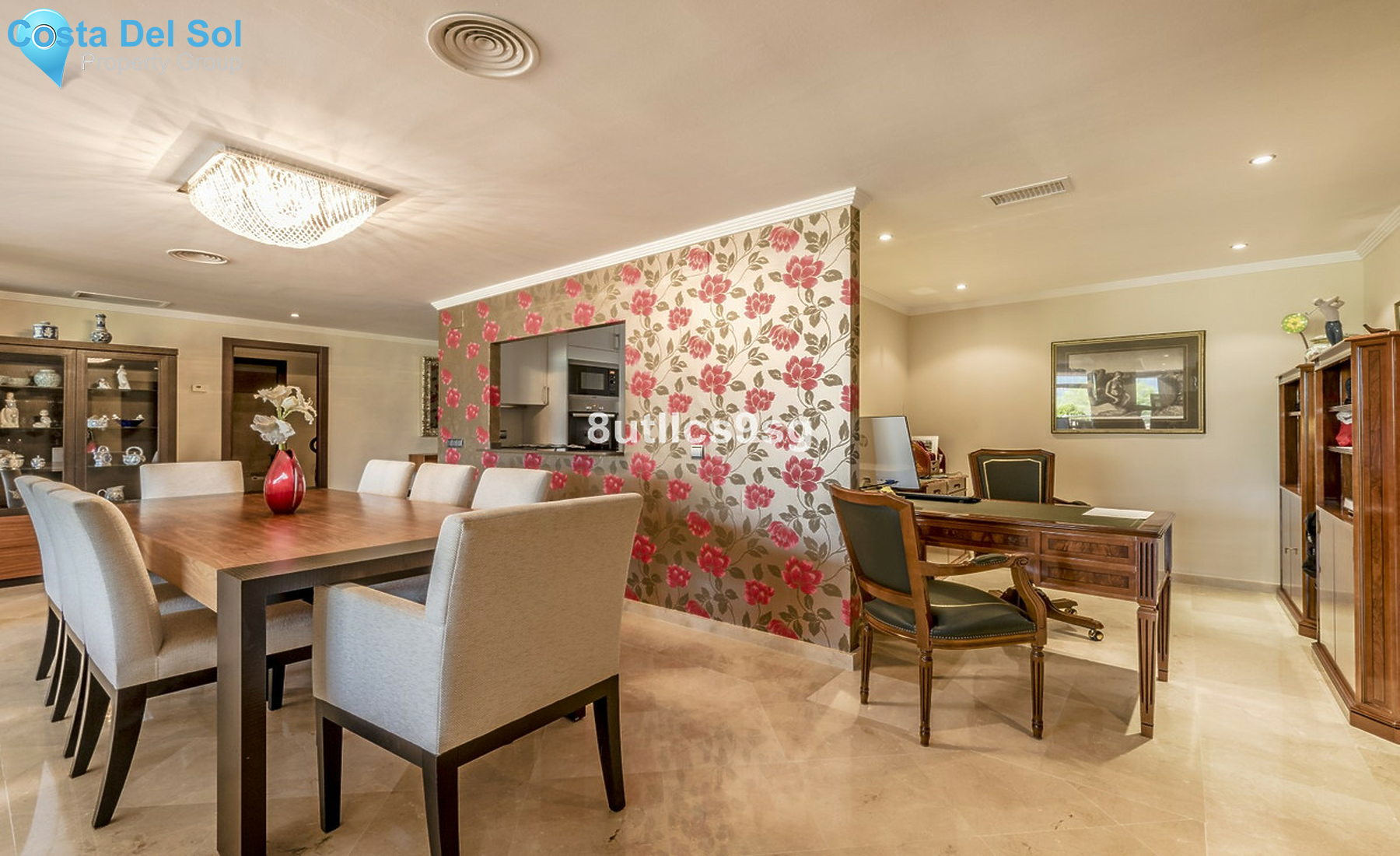 Middle Floor Apartment in Nueva Andalucía-1240330