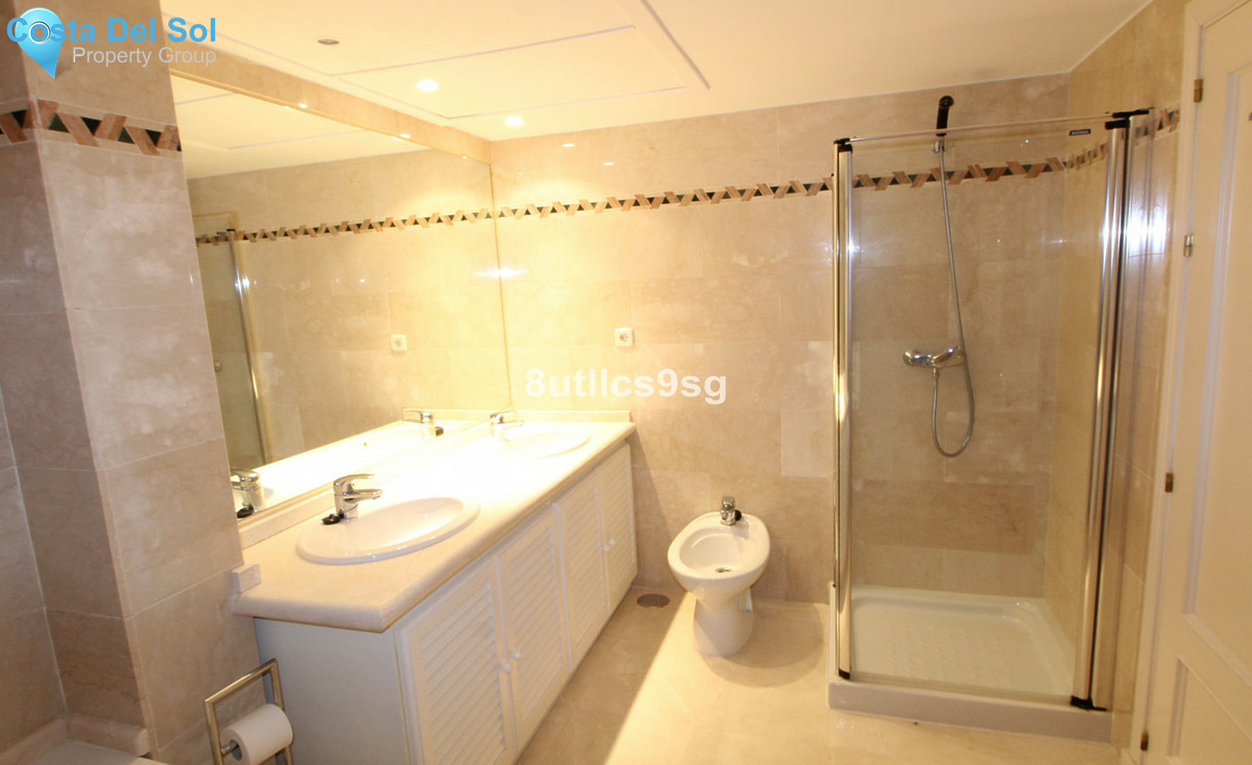 Middle Floor Apartment in Nueva Andalucía-1262534