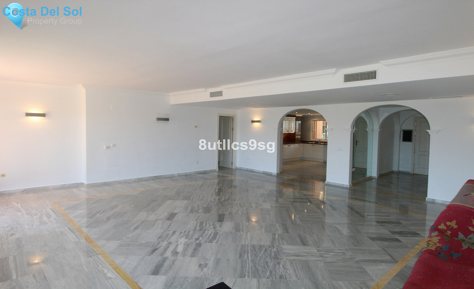 Middle Floor Apartment in Nueva Andalucía-1262524