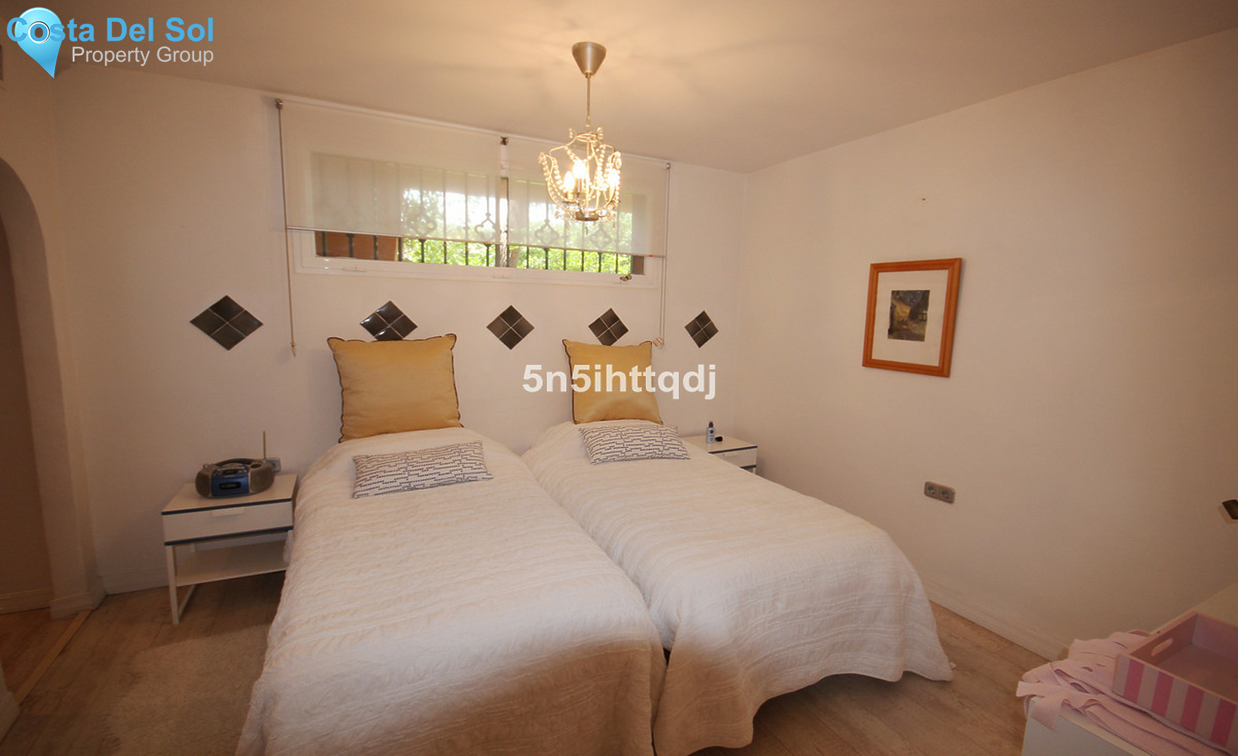 Middle Floor Apartment in Nueva Andalucía-1337030