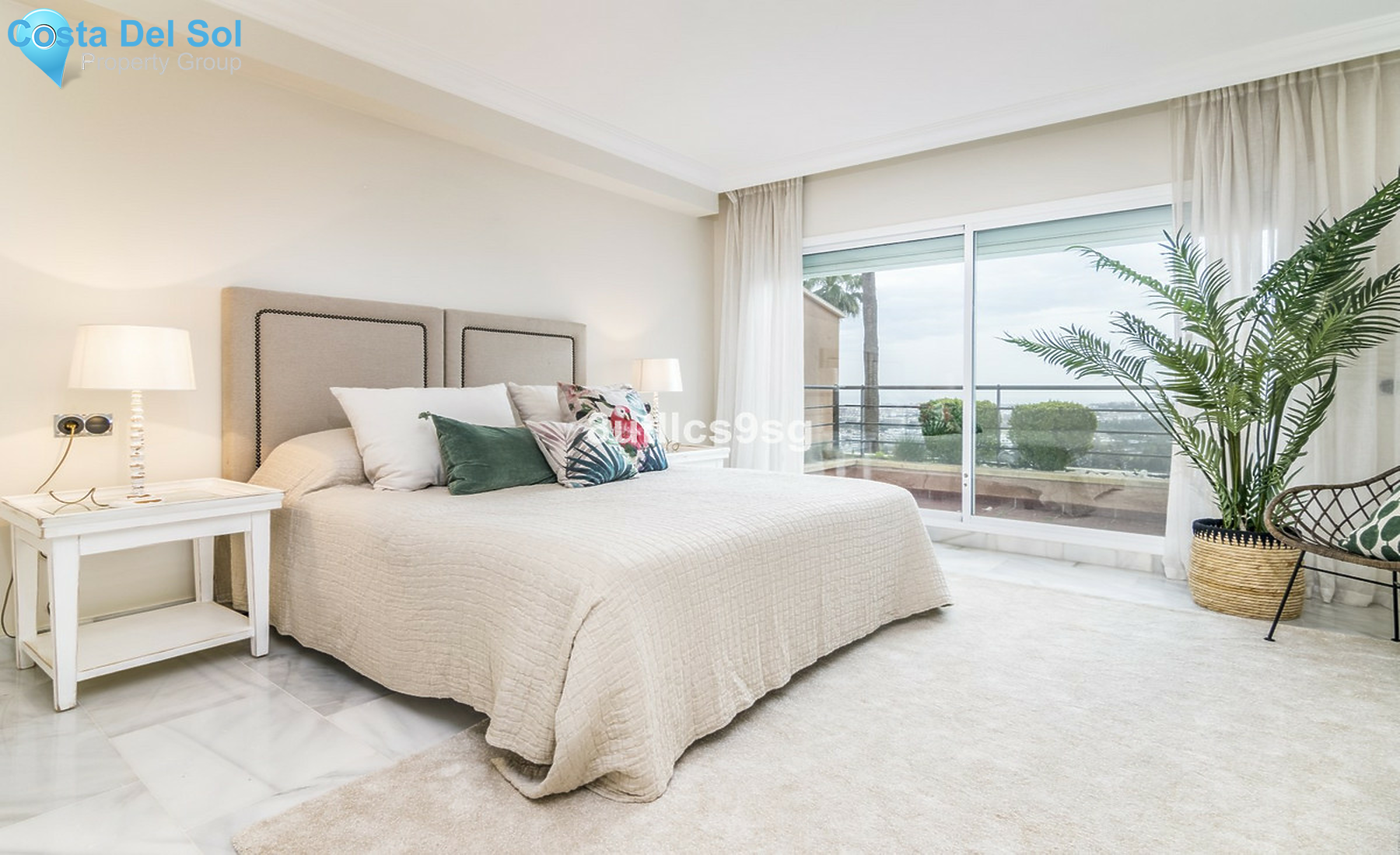 Middle Floor Apartment in Nueva Andalucía-1506595