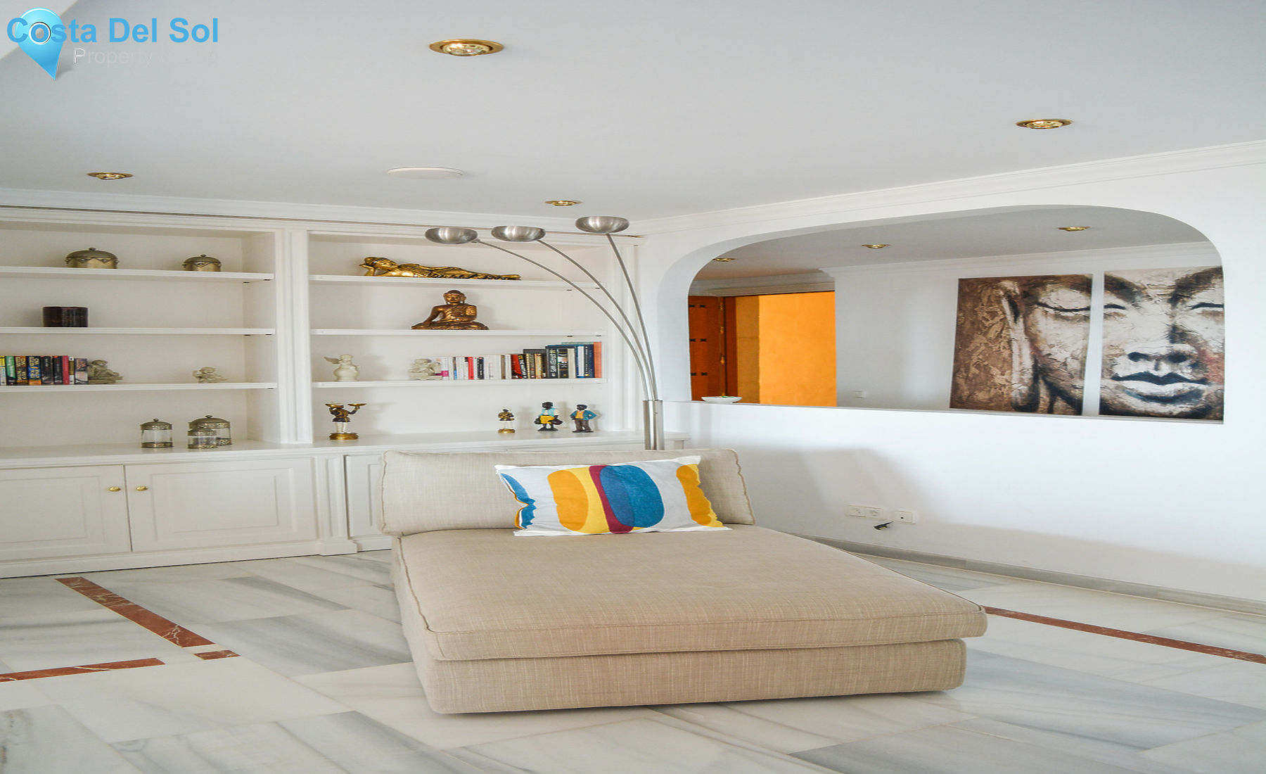 Middle Floor Apartment in Nueva Andalucía-1511952