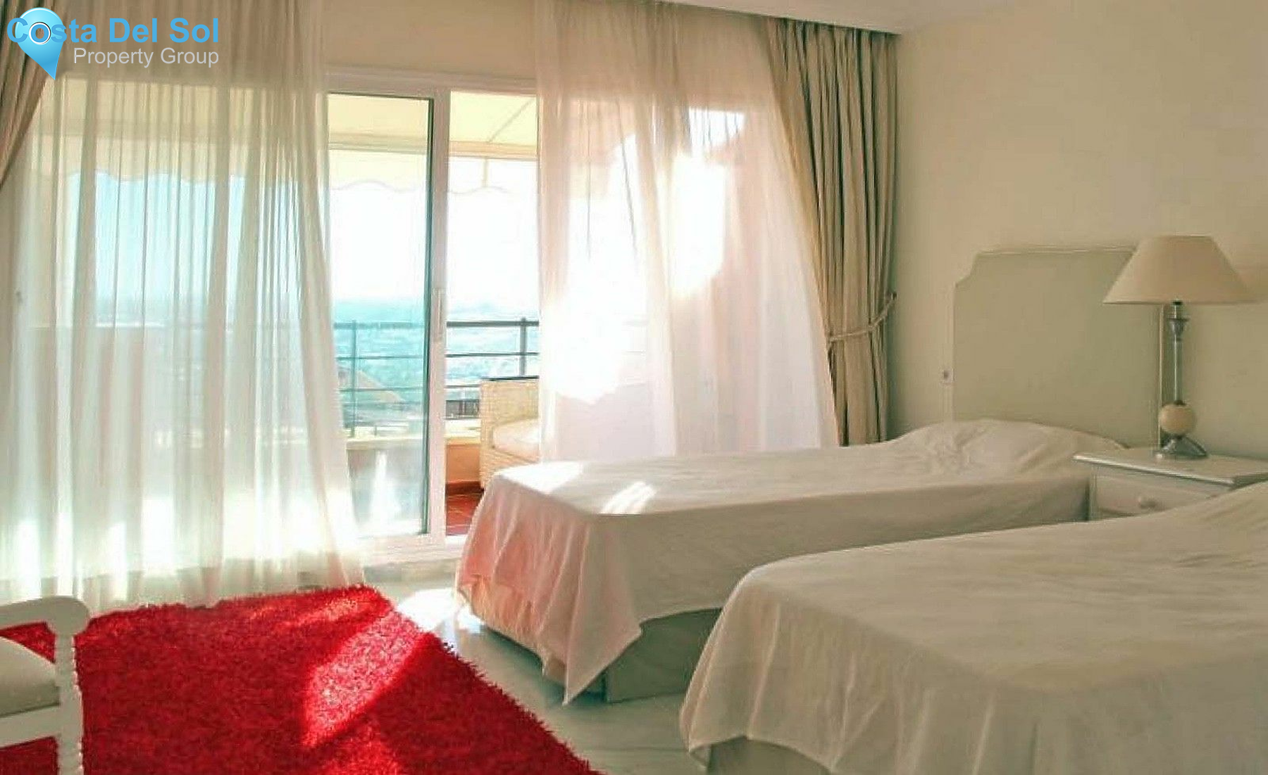 Middle Floor Apartment in Nueva Andalucía-1386664
