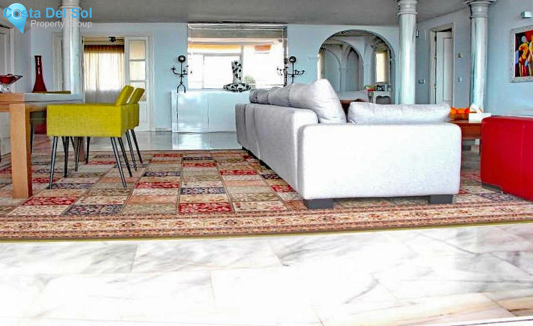 Middle Floor Apartment in Nueva Andalucía-1386659