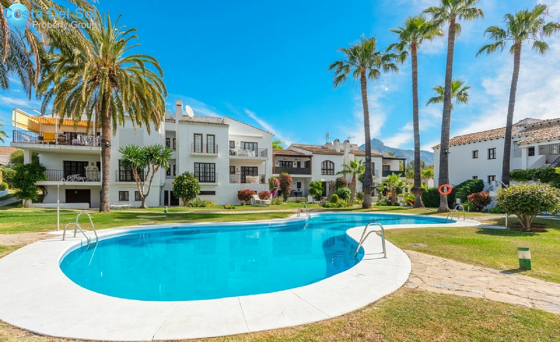 Middle Floor Apartment in Nueva Andalucía