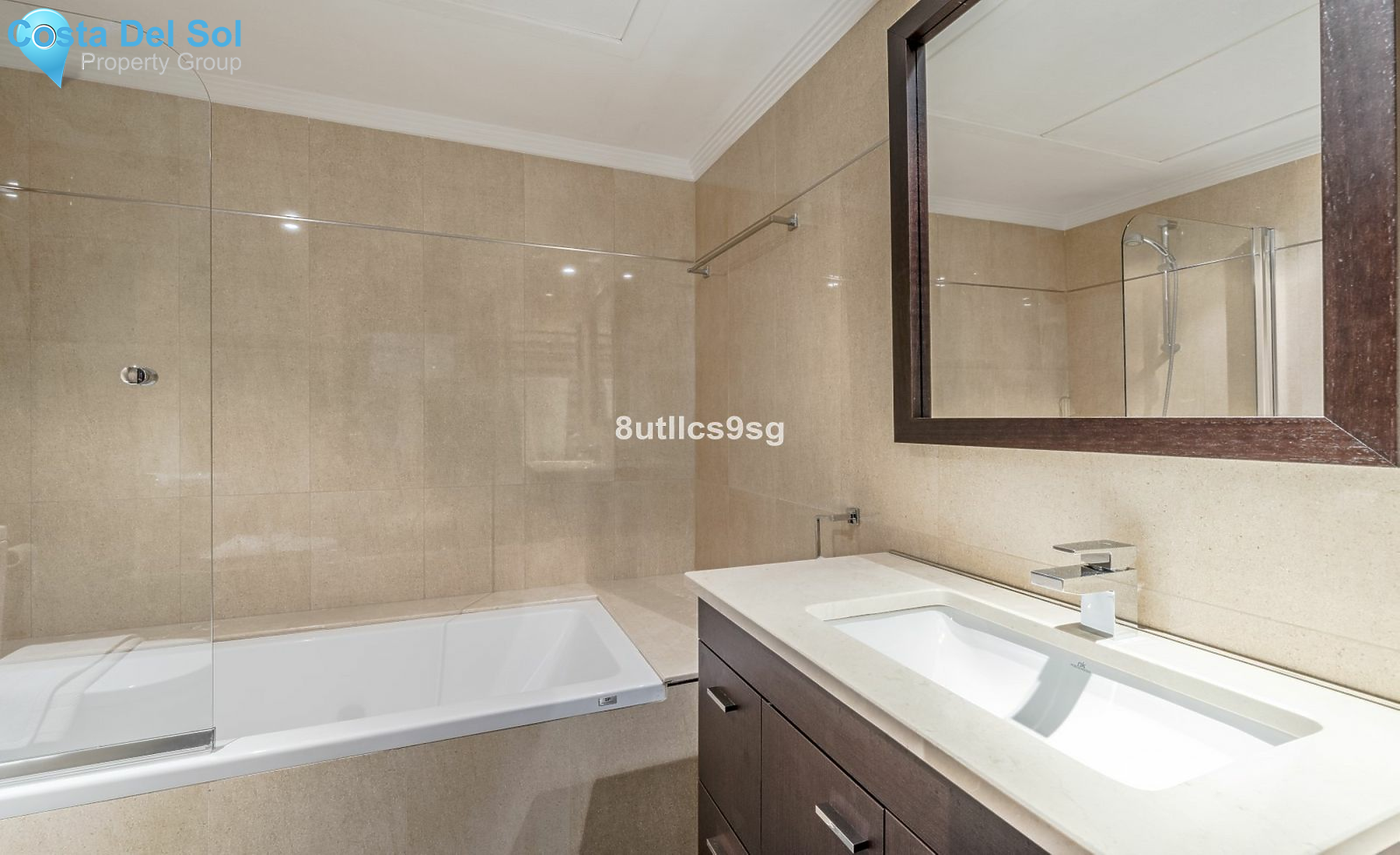 Middle Floor Apartment in Nueva Andalucía-1431442