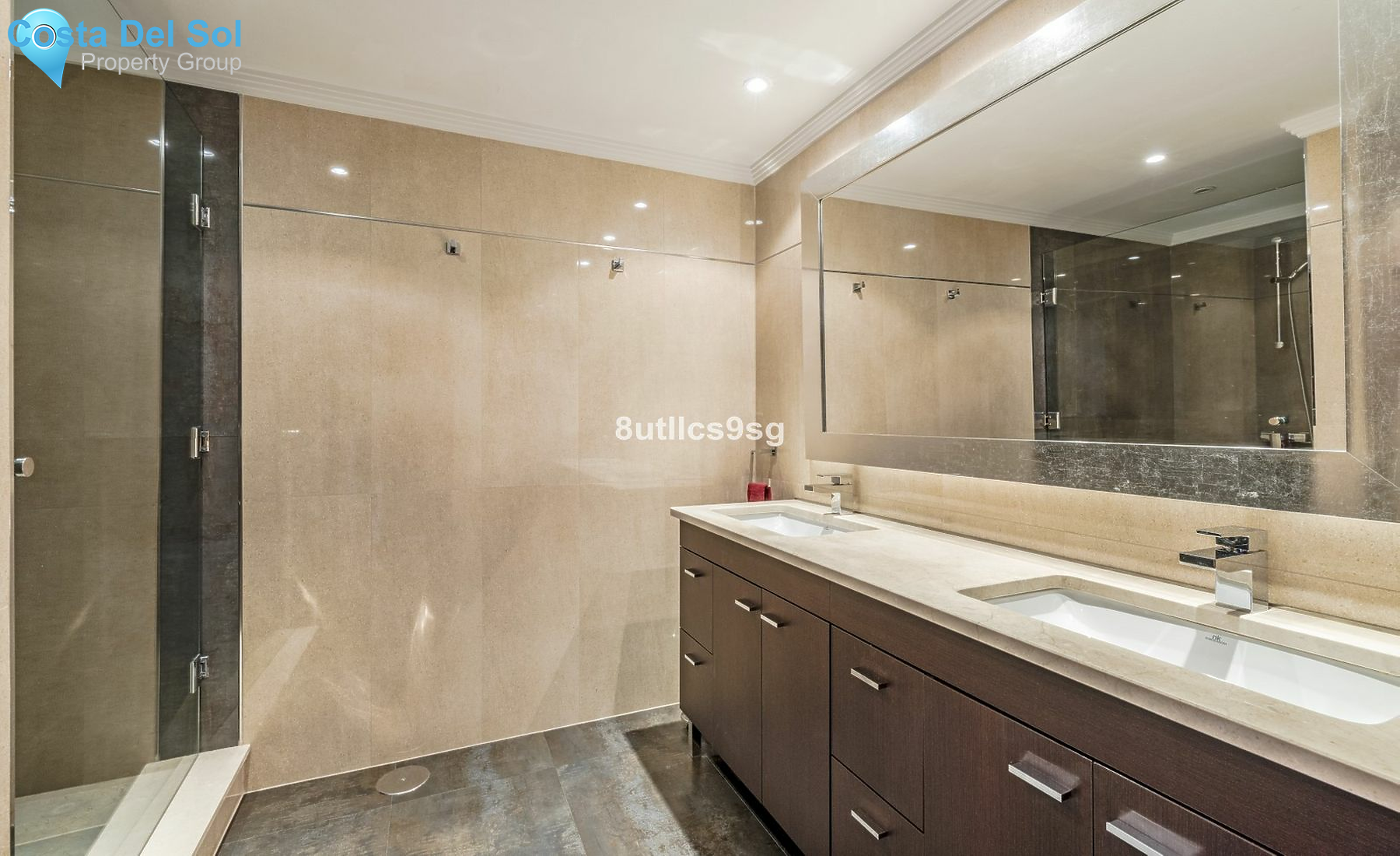 Middle Floor Apartment in Nueva Andalucía-1431444