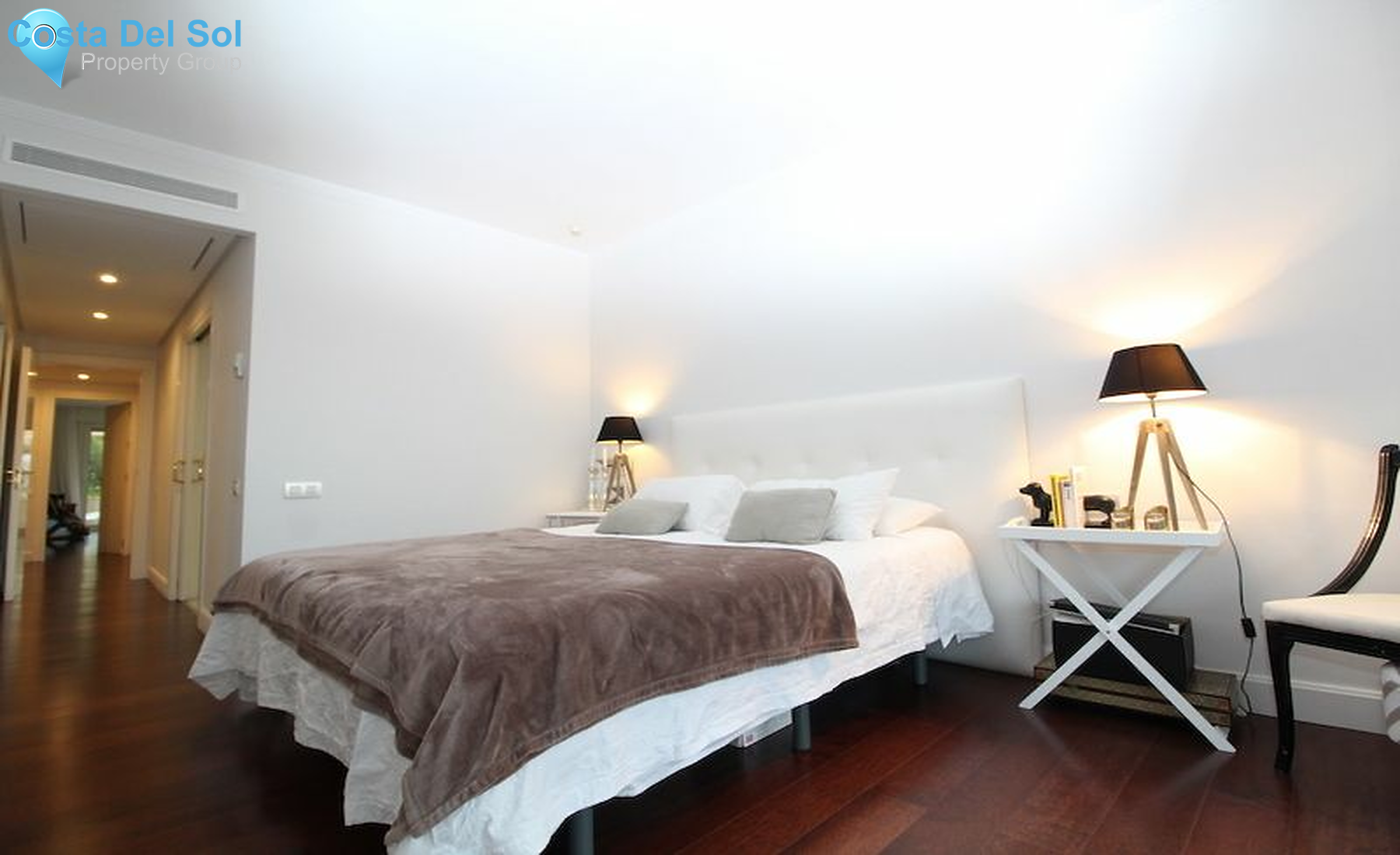 Middle Floor Apartment in Nueva Andalucía-1468254