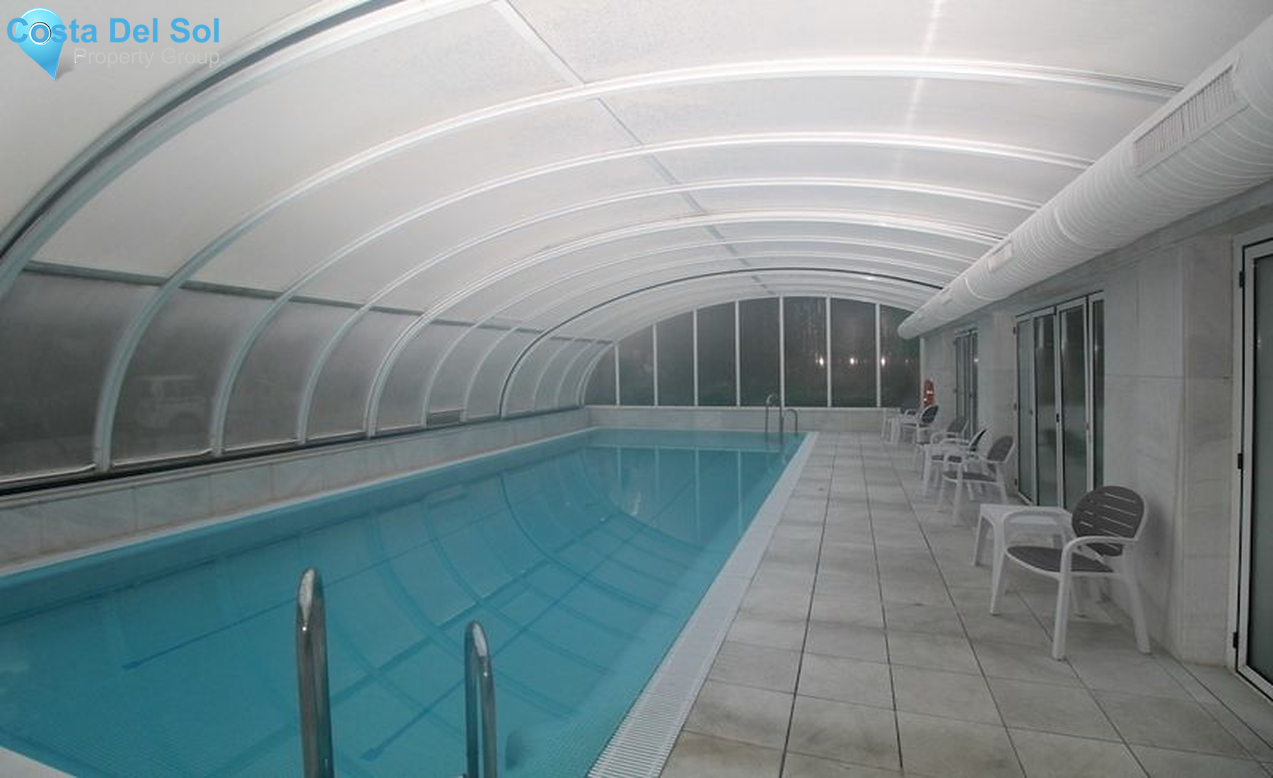 Middle Floor Apartment in Nueva Andalucía-1468255