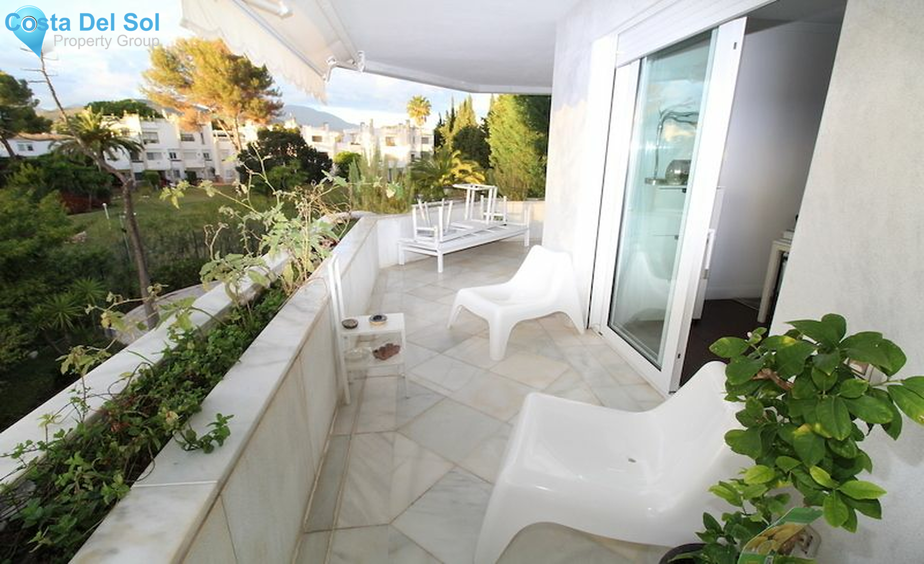 Middle Floor Apartment in Nueva Andalucía-1468247