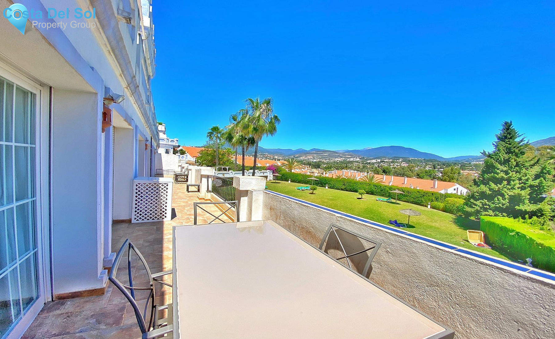 Middle Floor Apartment in Nueva Andalucía-1470949