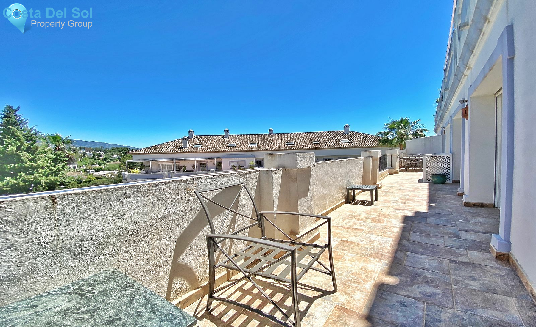 Middle Floor Apartment in Nueva Andalucía-1470950