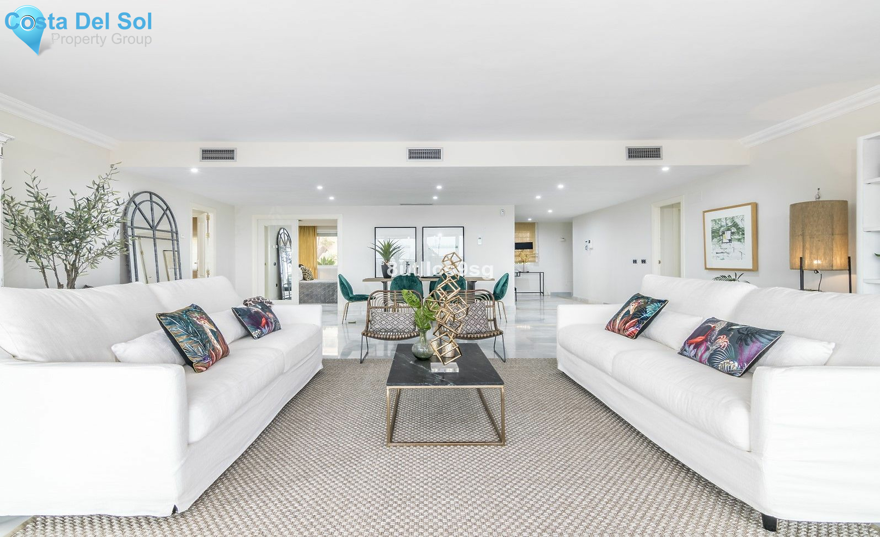 Middle Floor Apartment in Nueva Andalucía-1482112