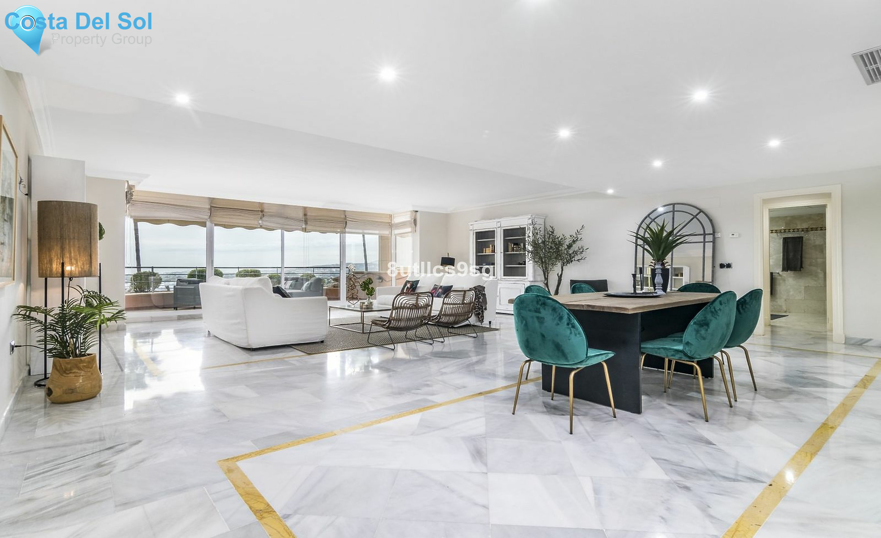 Middle Floor Apartment in Nueva Andalucía-1482102