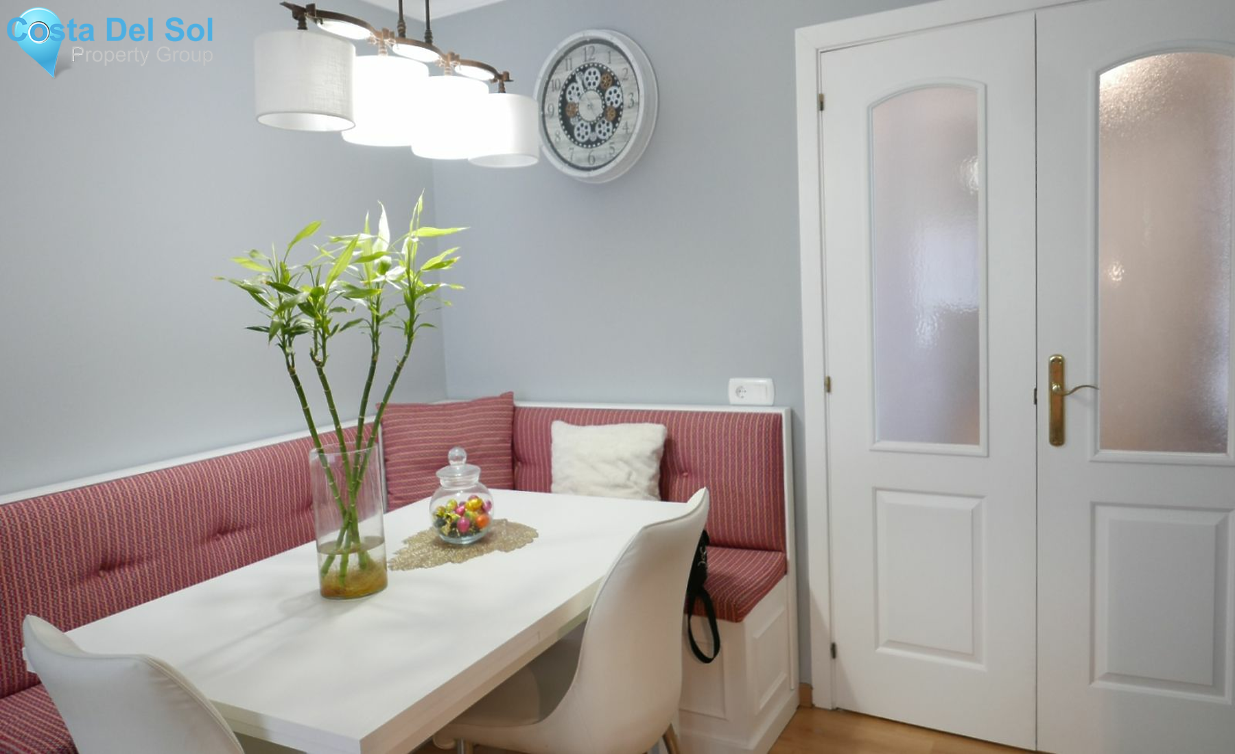 Middle Floor Apartment in Nueva Andalucía-1487017